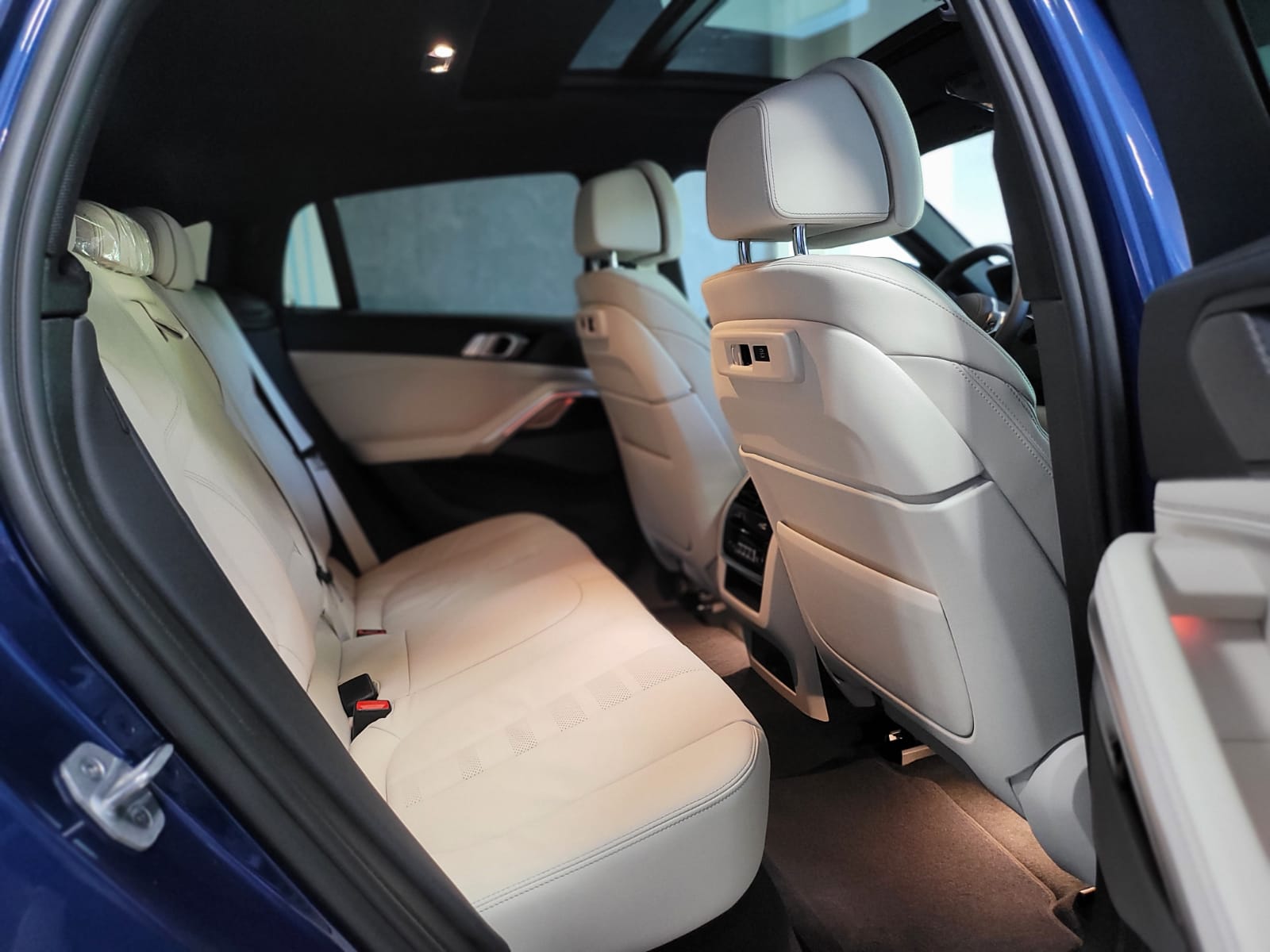 BMW X6 40i M-Sport - imagine 12