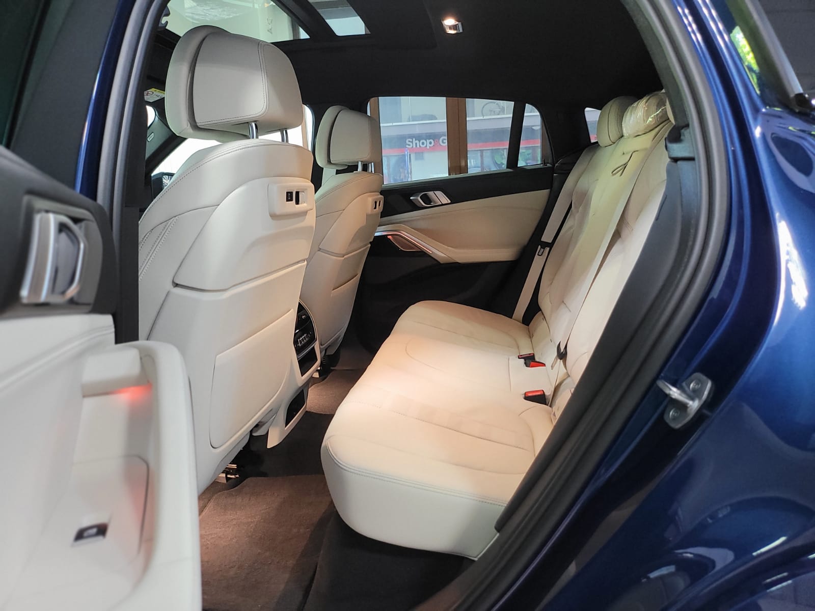 BMW X6 40i M-Sport - imagine 13