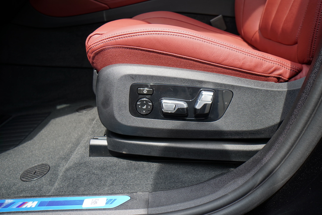 BMW X6 40d M-Sport - imagine 16