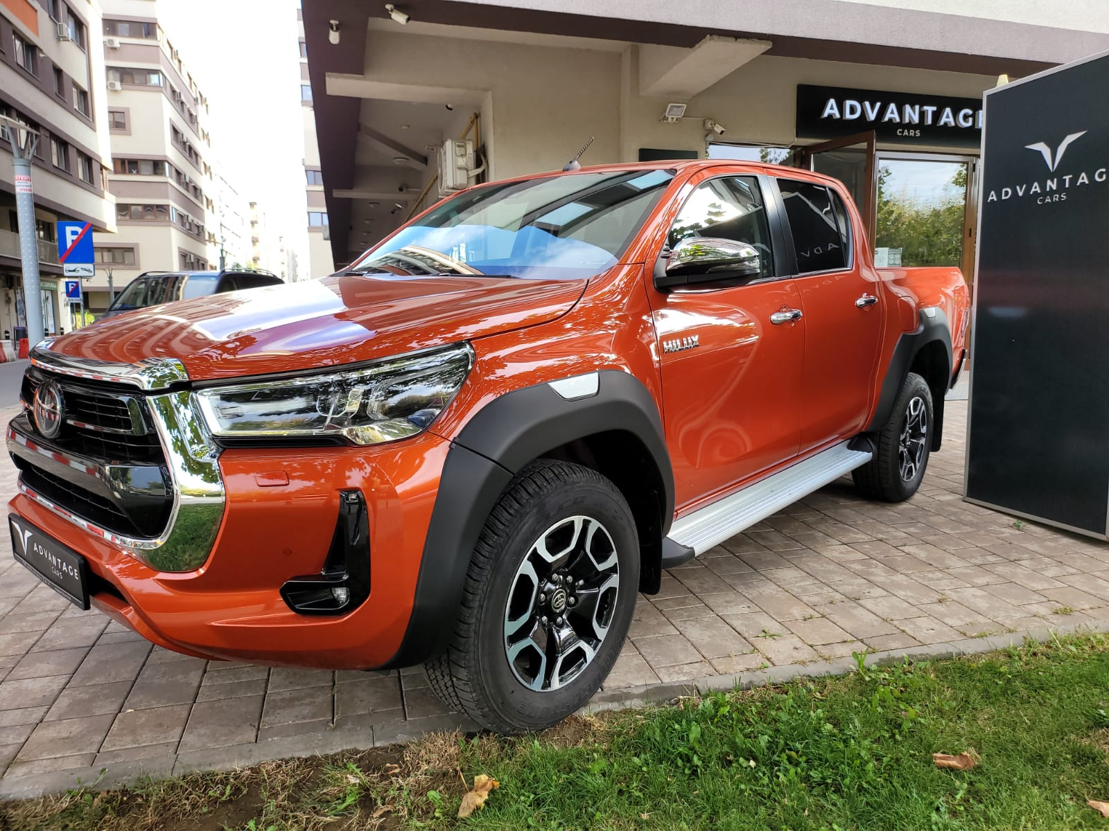 Toyota Hilux Executive Vip+ - imagine 4
