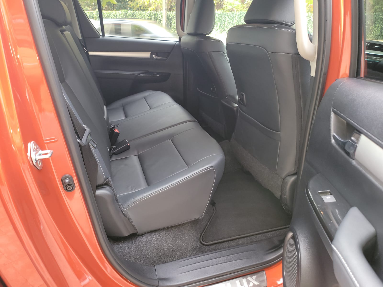 Toyota Hilux Executive Vip+ - imagine 7