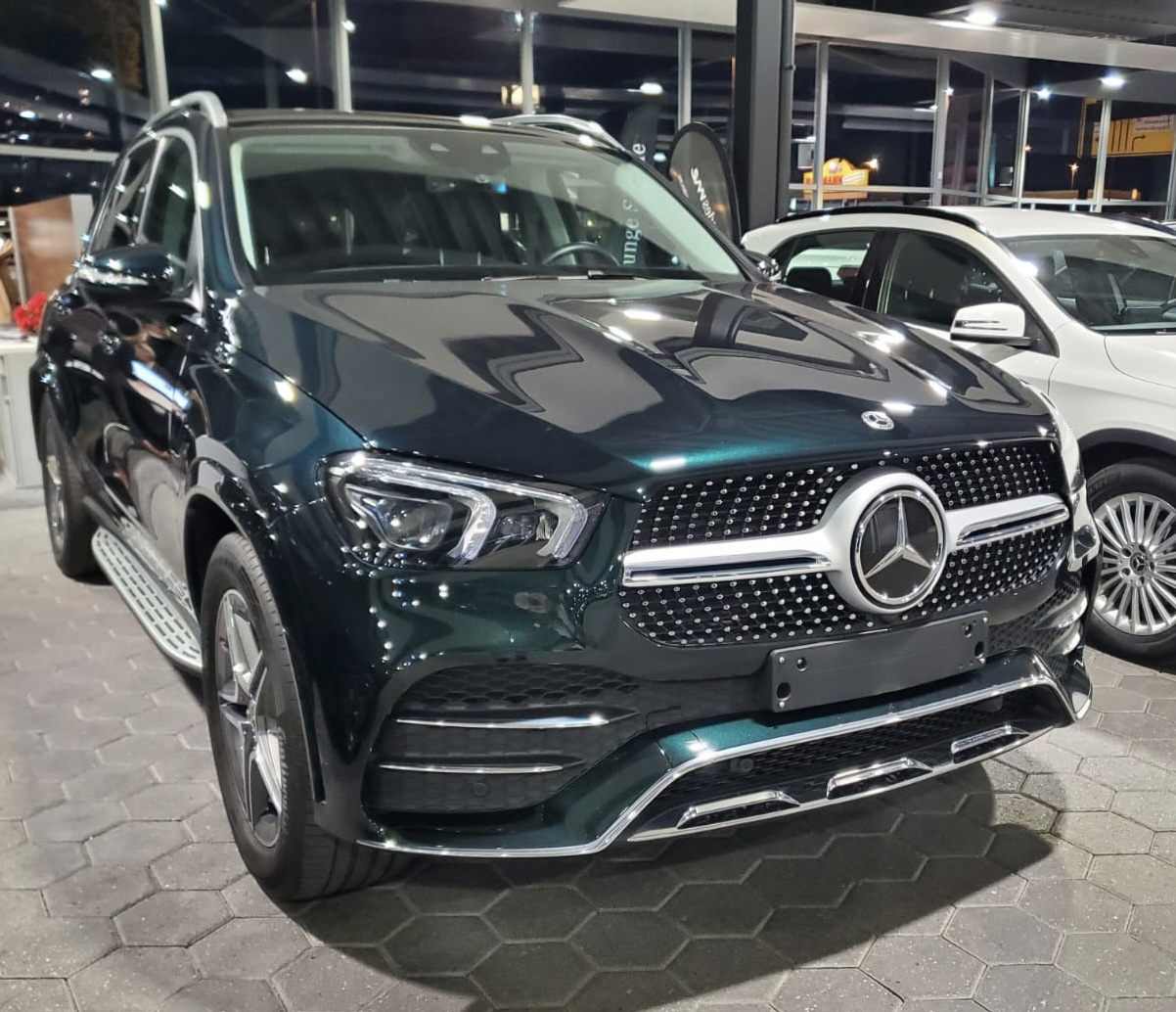 Mercedes-Benz GLE 350e AMG - imagine 5