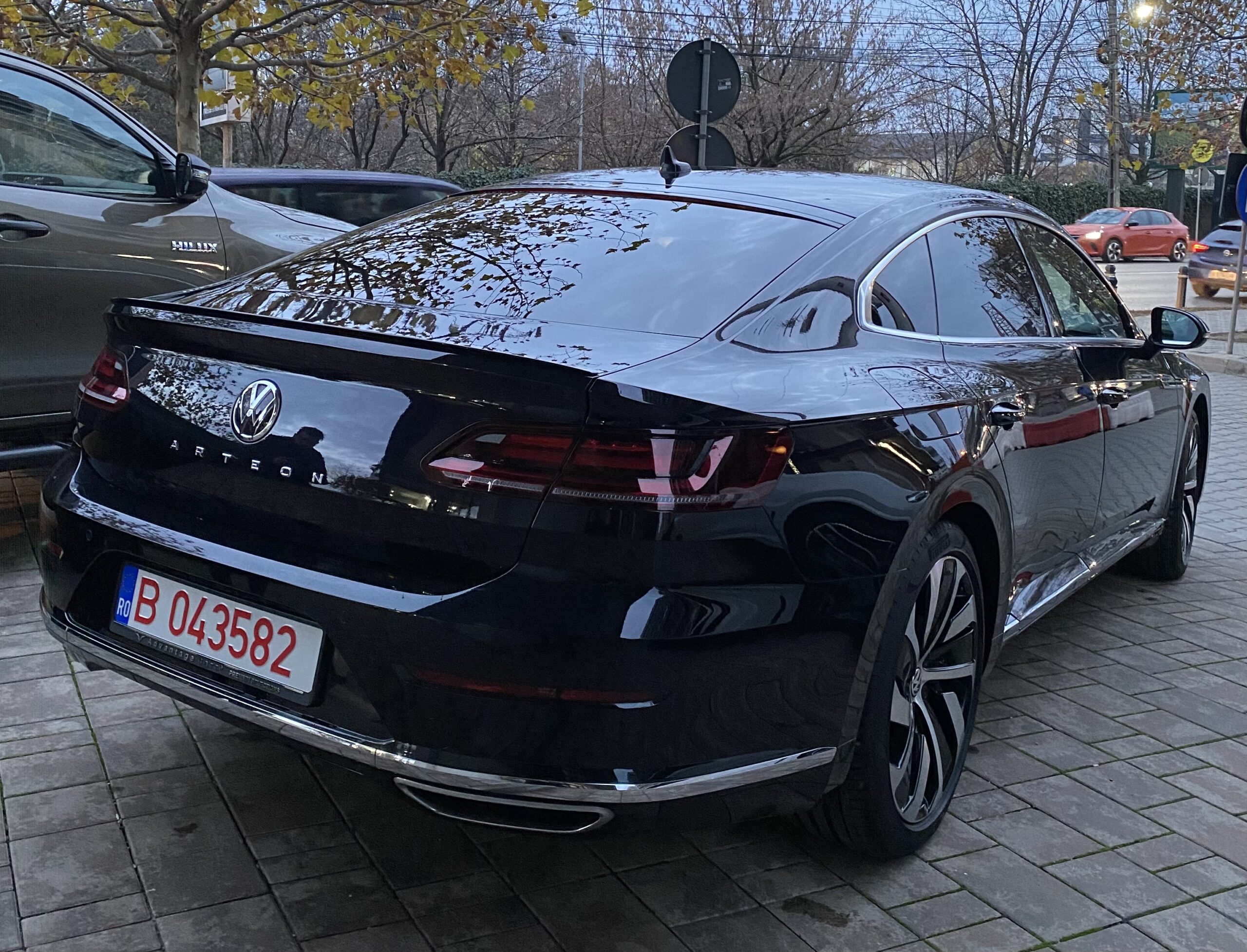 VOLKSWAGEN ARTEON 2.0i R-Line - imagine 6