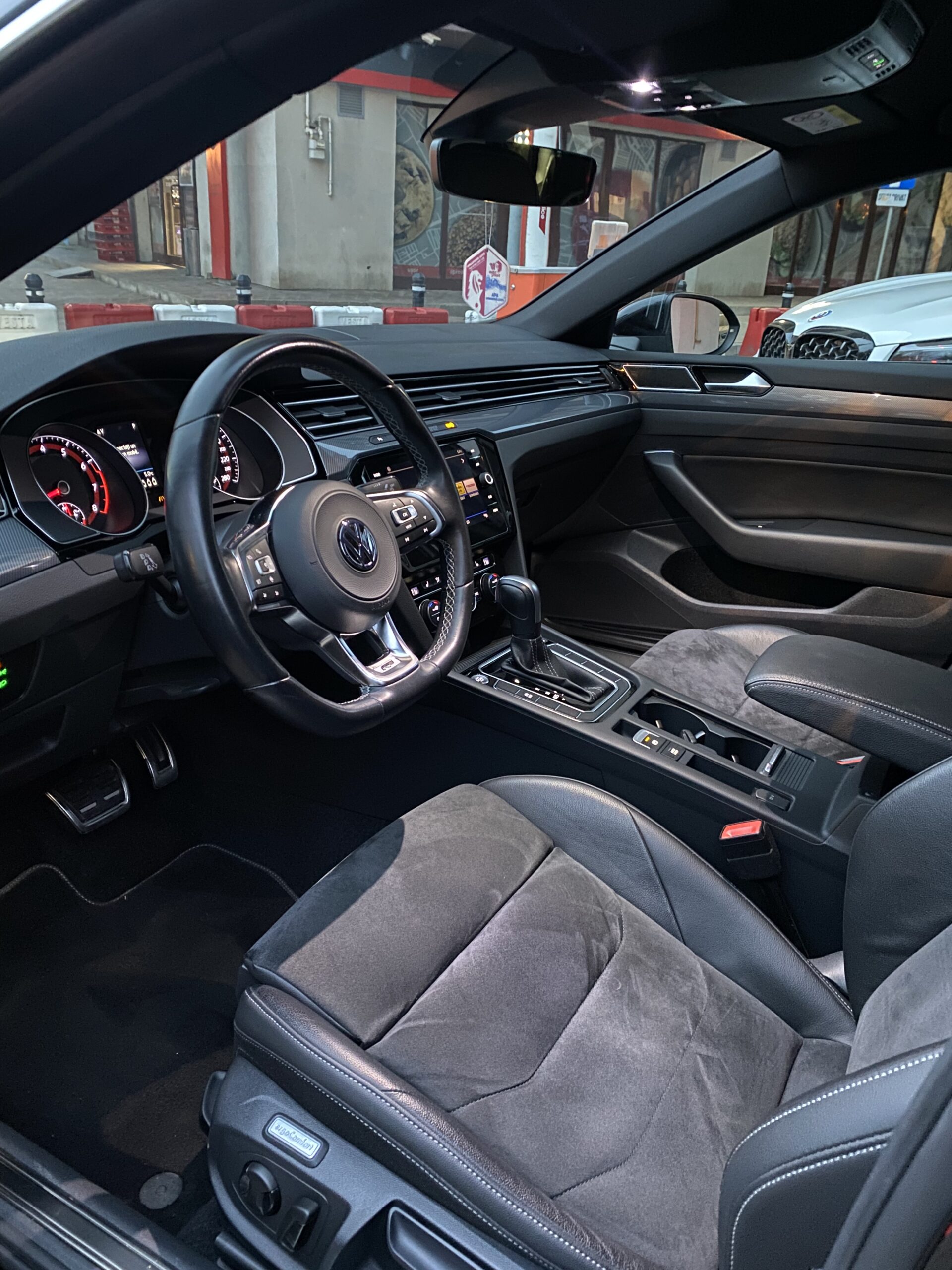 VOLKSWAGEN ARTEON 2.0i R-Line - imagine 3