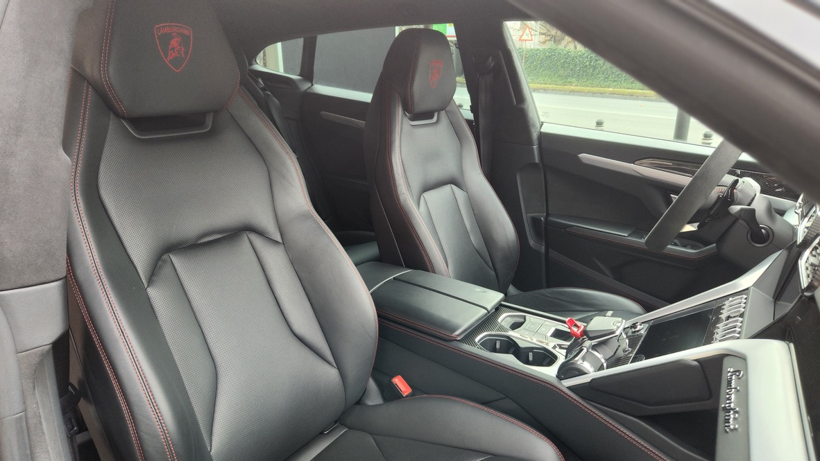 Lamborghini Urus / Akrapovic - imagine 10