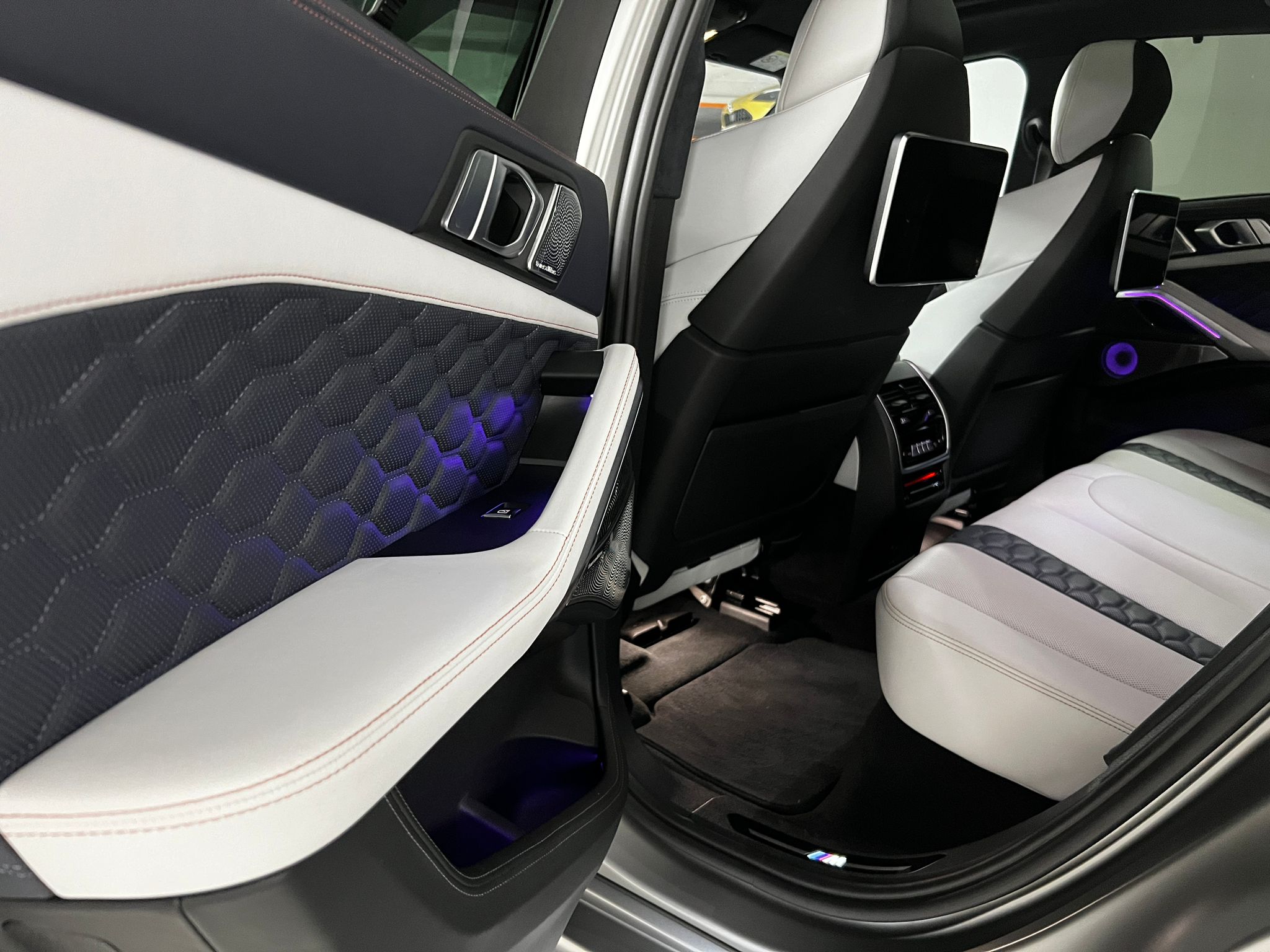 BMW X6M Competition First Edition 1 to 250 - imagine 31