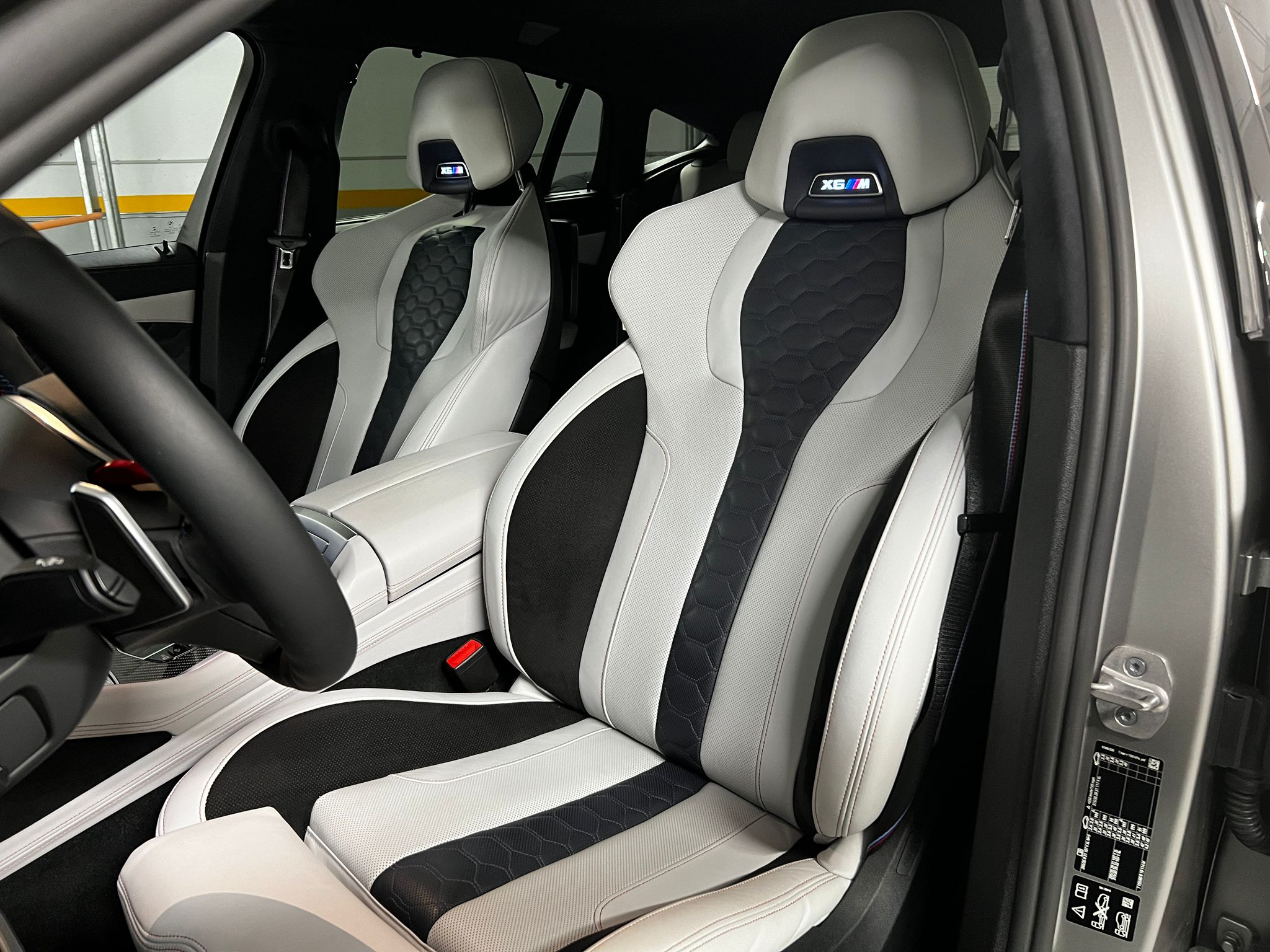 BMW X6M Competition First Edition 1 to 250 - imagine 17