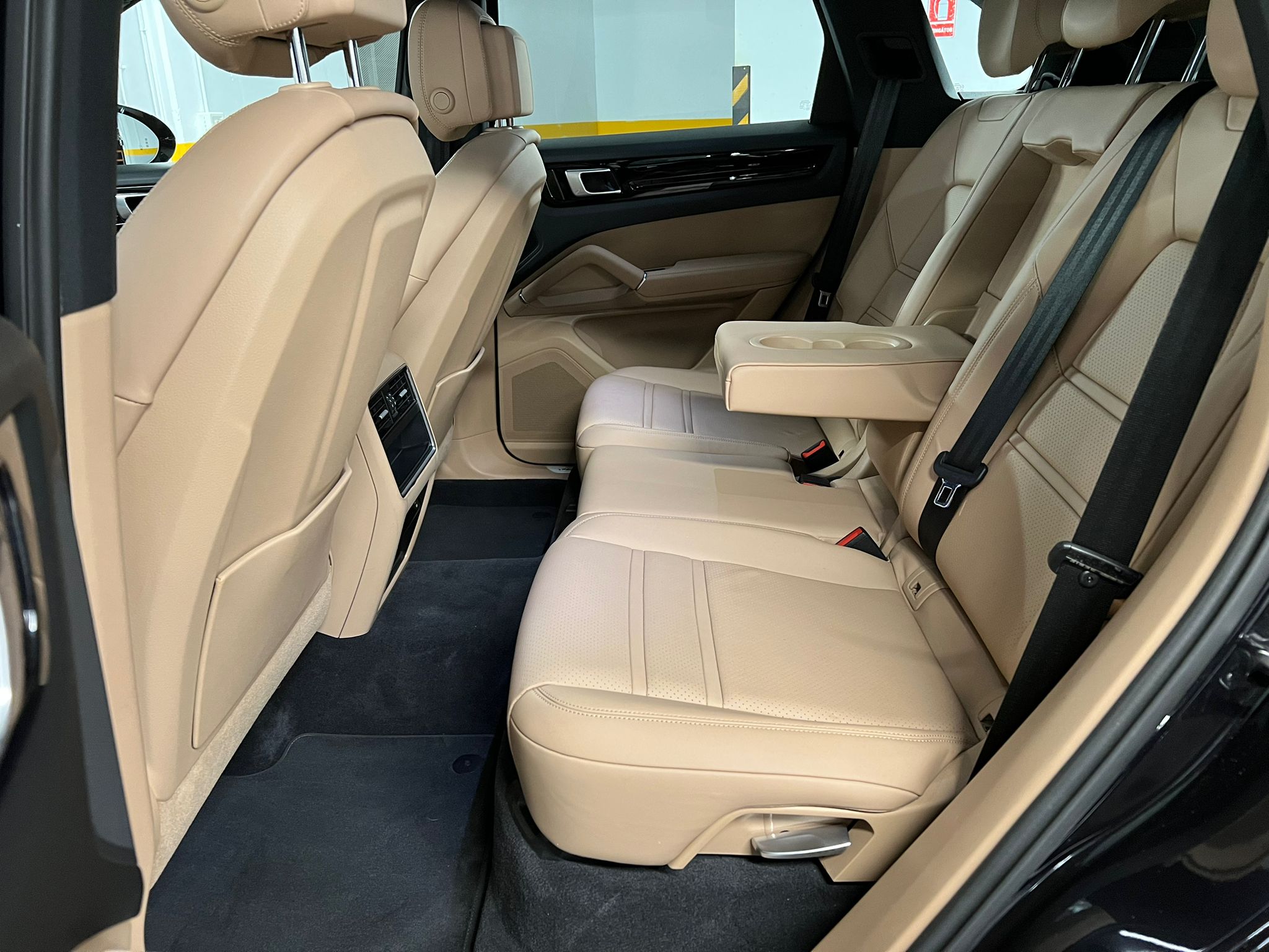 Porsche Cayenne - imagine 18