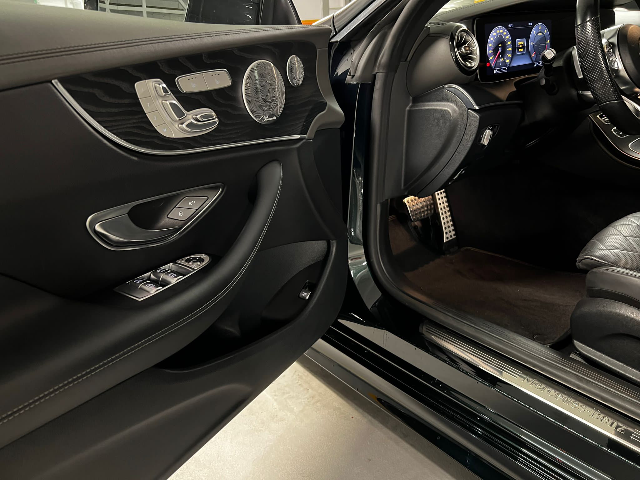 Mercedes-Benz E220d Coupe 4Matic - imagine 13