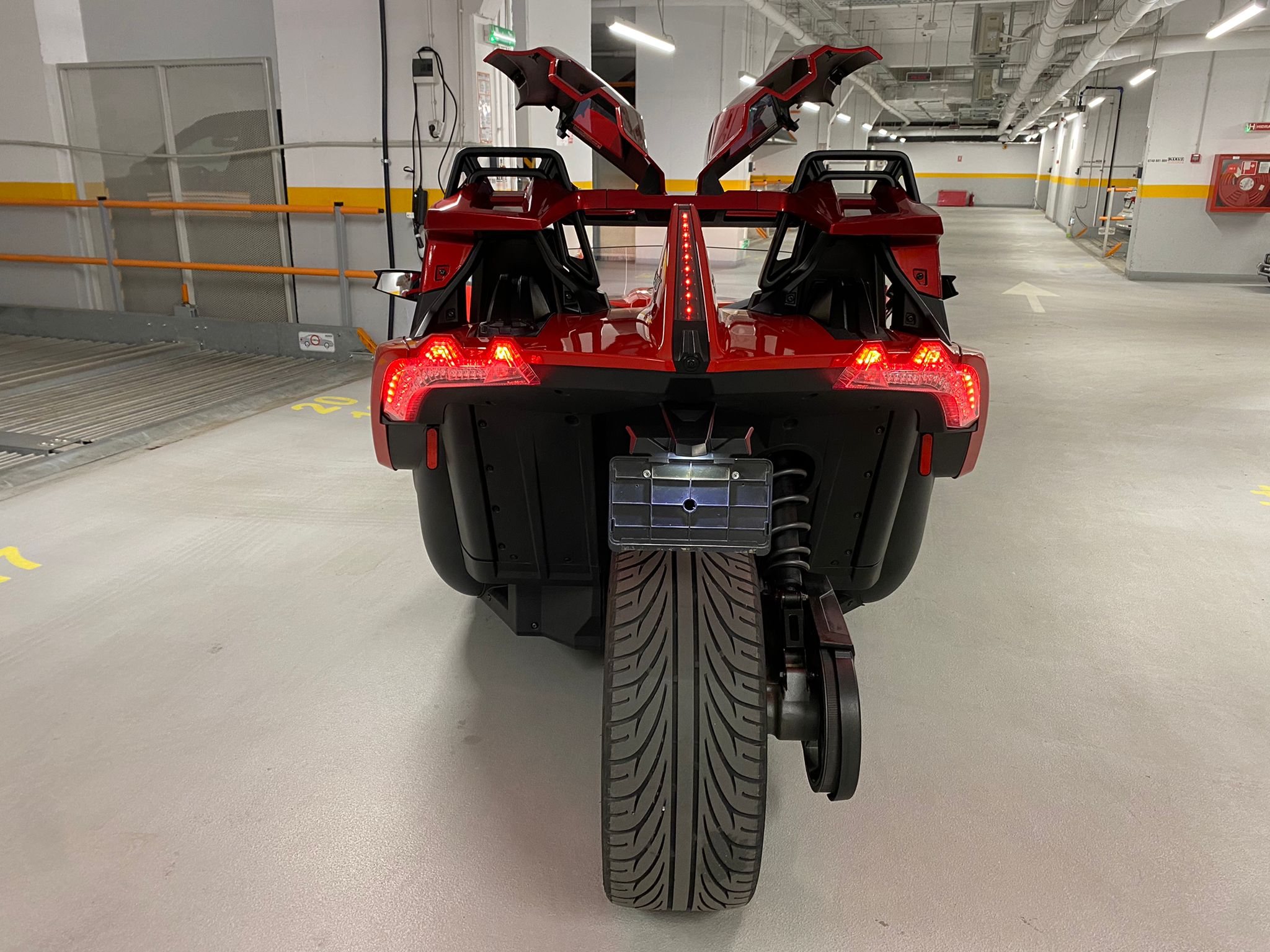 Roadster Polaris Slingshot SL - imagine 9