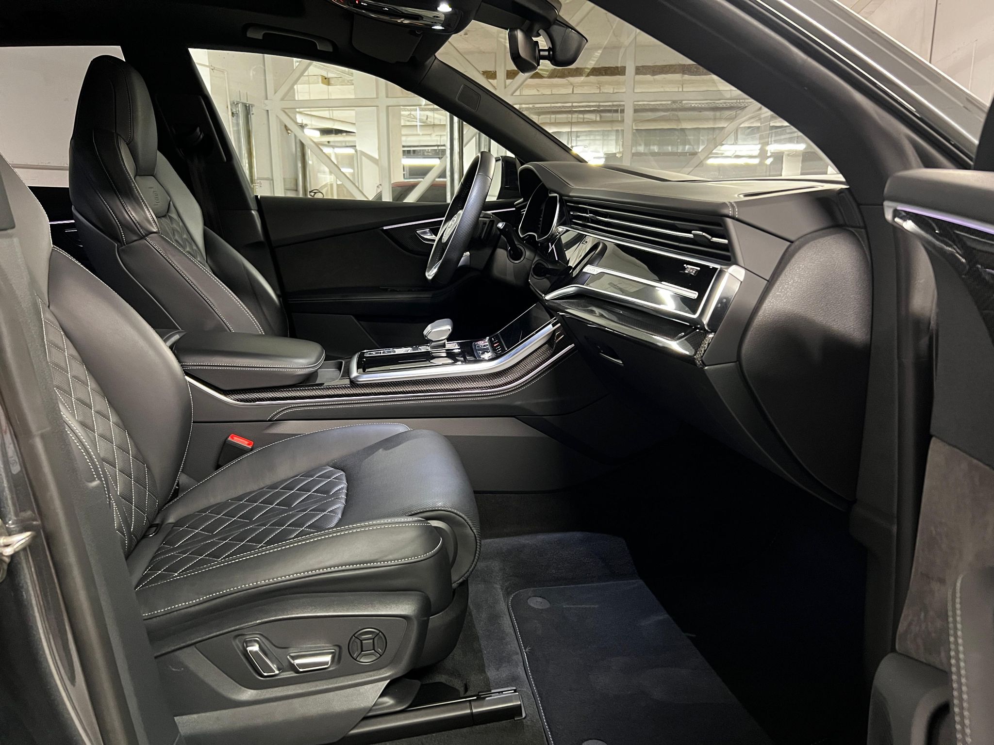 Audi SQ8 4.0 TDI Quattro Matrix - imagine 17