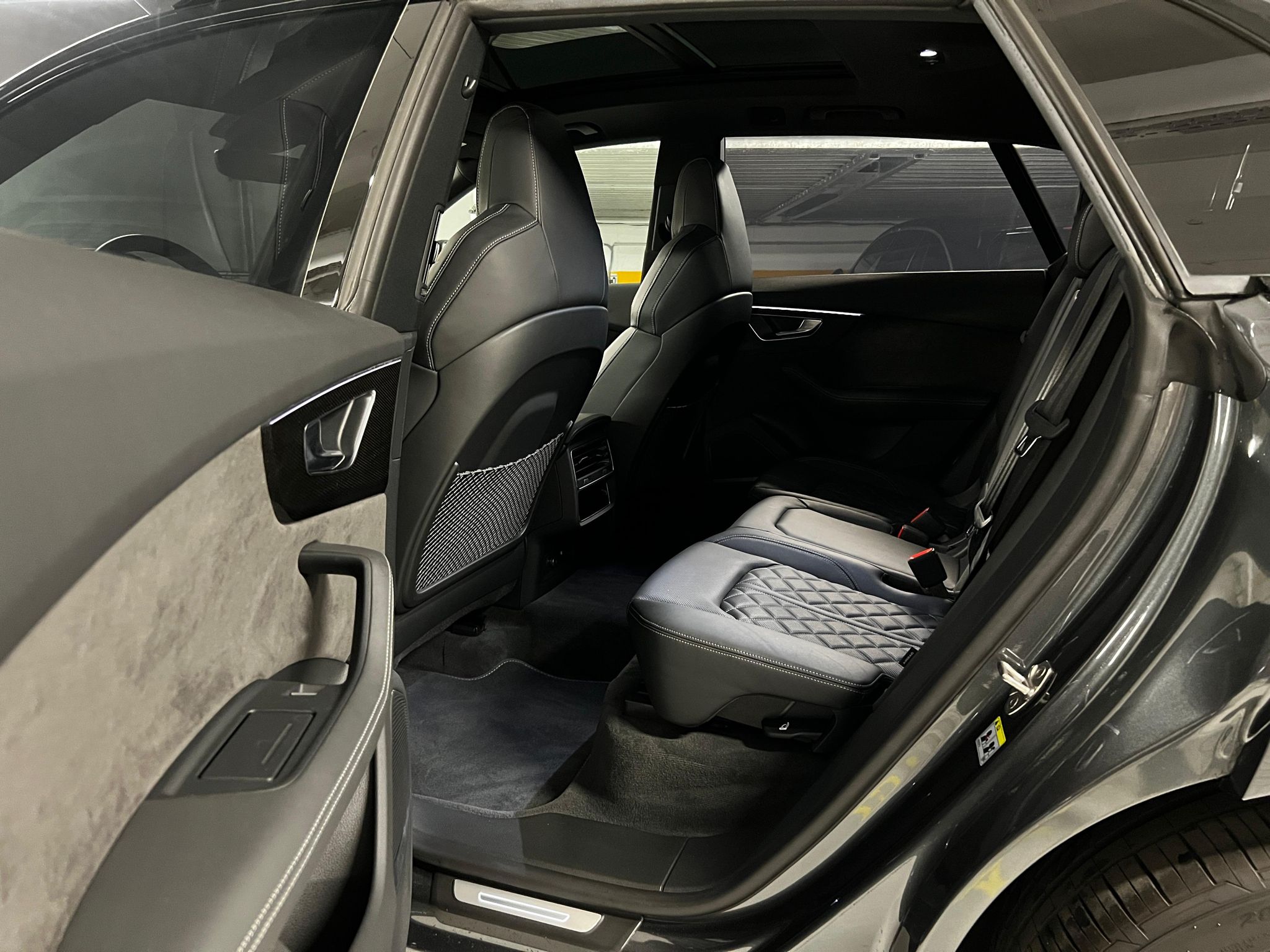 Audi SQ8 4.0 TDI Quattro Matrix - imagine 24