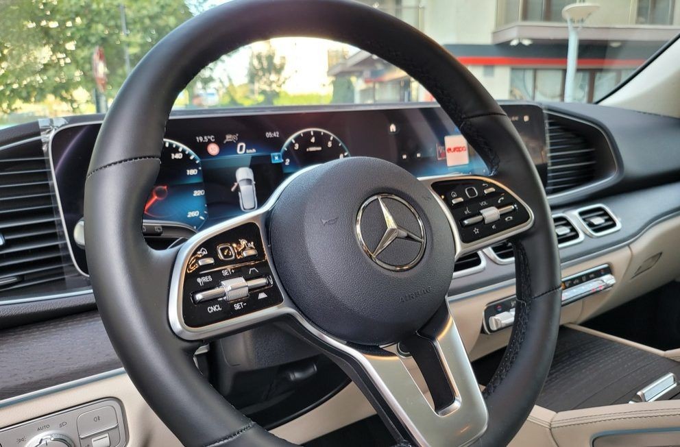 Mercedes-Benz GLE450 AMG - imagine 8