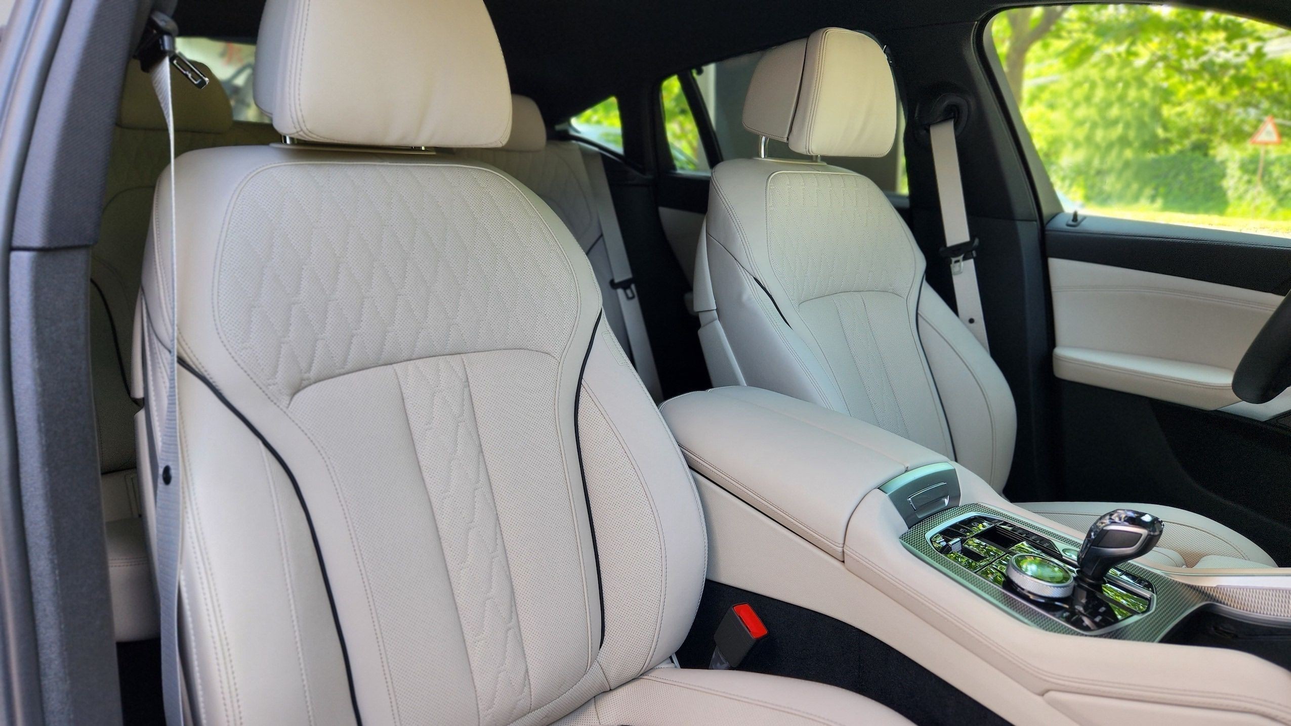 BMW X6 40i M-Sport Pack - imagine 7