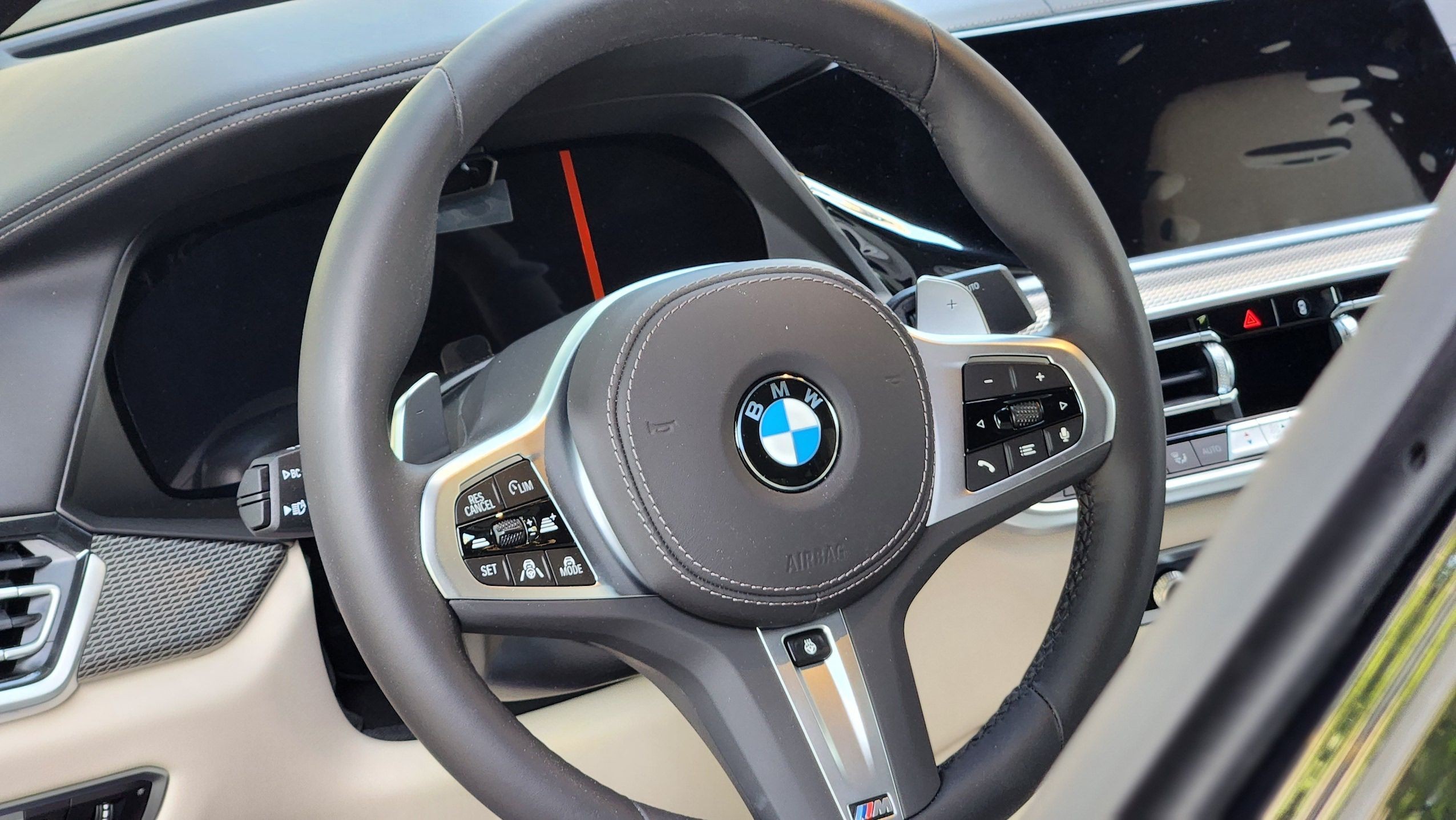 BMW X6 40i M-Sport Pack - imagine 9