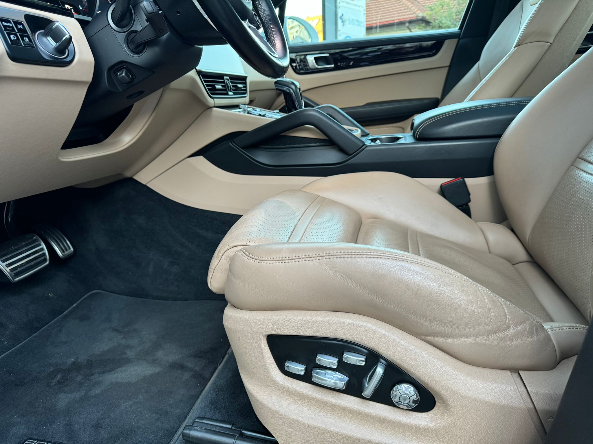 Porsche Cayenne Coupe S - imagine 16