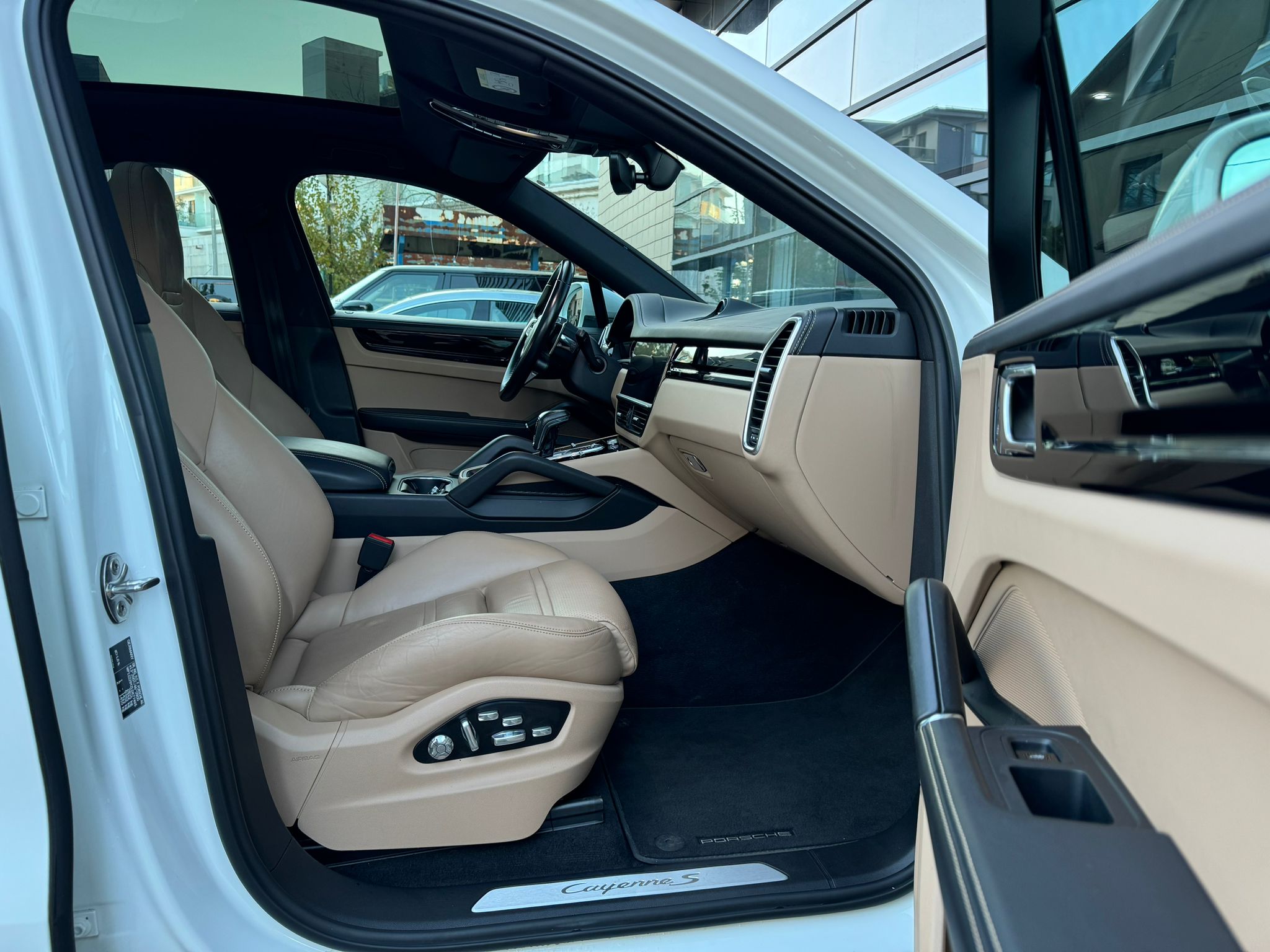 Porsche Cayenne Coupe S - imagine 21