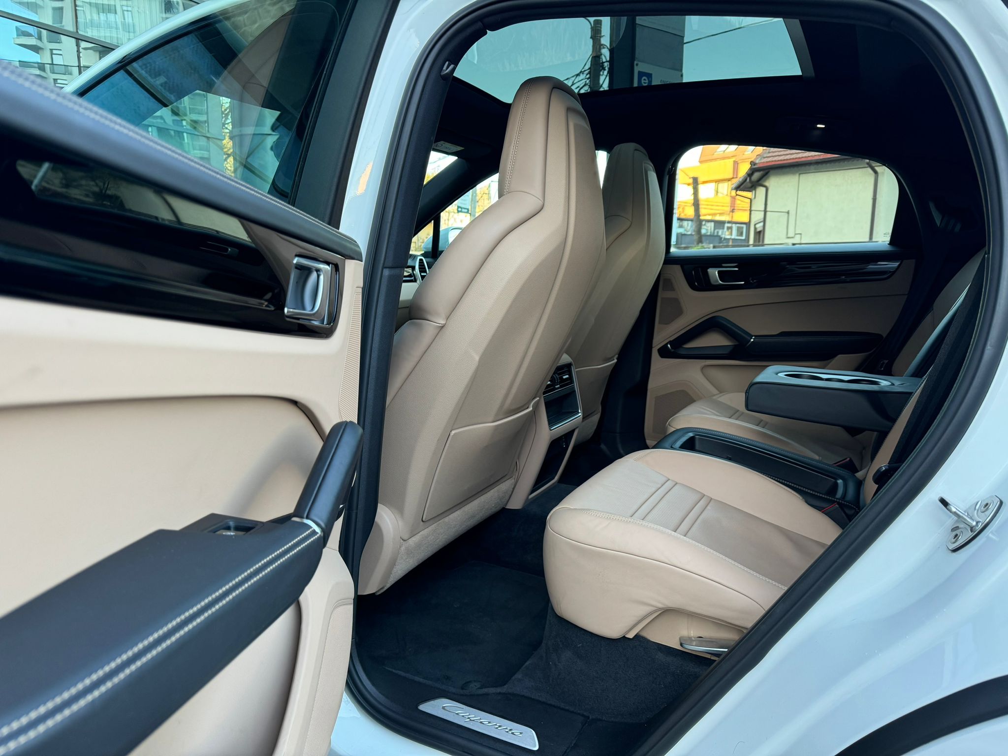 Porsche Cayenne Coupe S - imagine 24