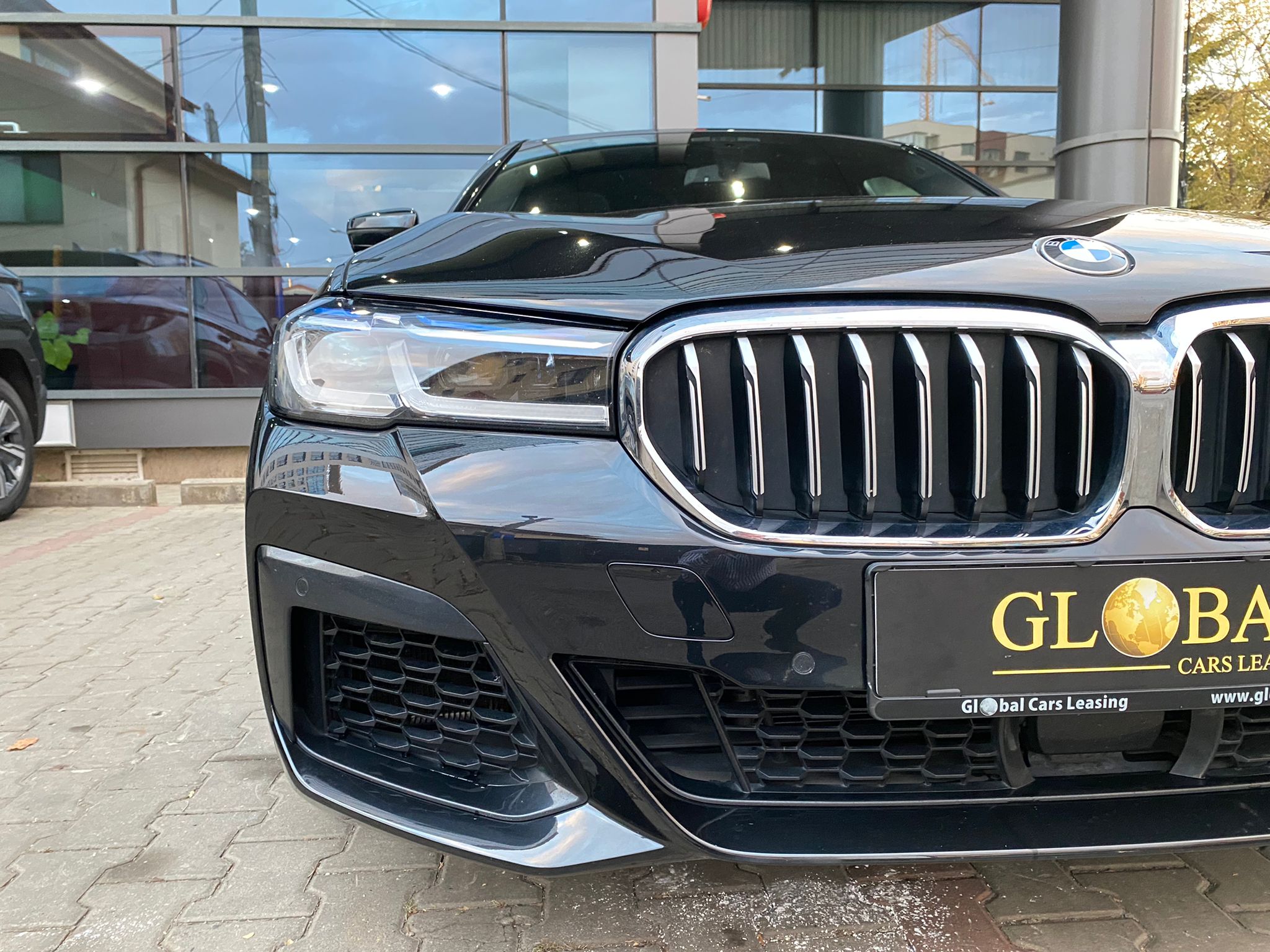 BMW 540i xDrive M-Package - imagine 5