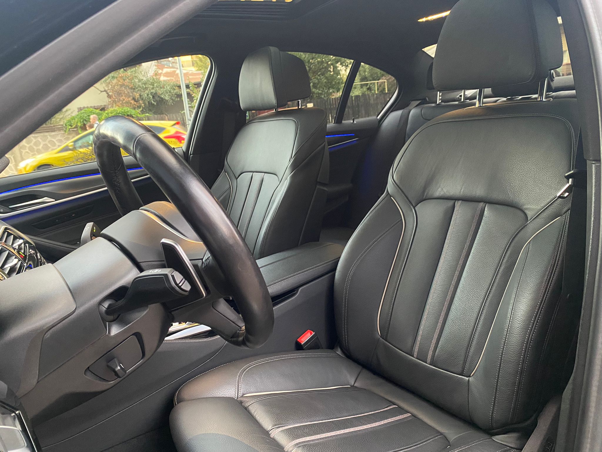 BMW 540i xDrive M-Package - imagine 12