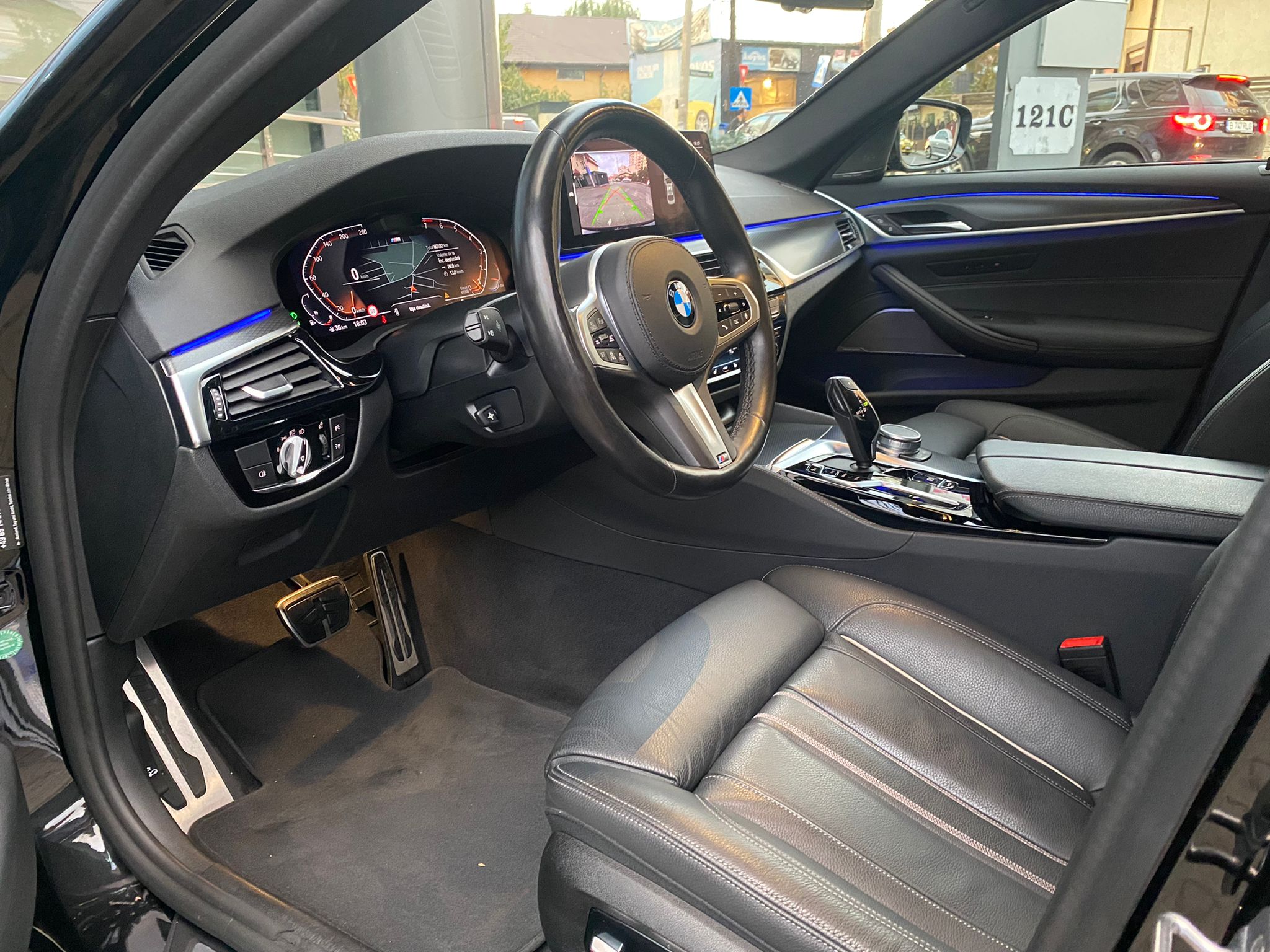 BMW 540i xDrive M-Package - imagine 13