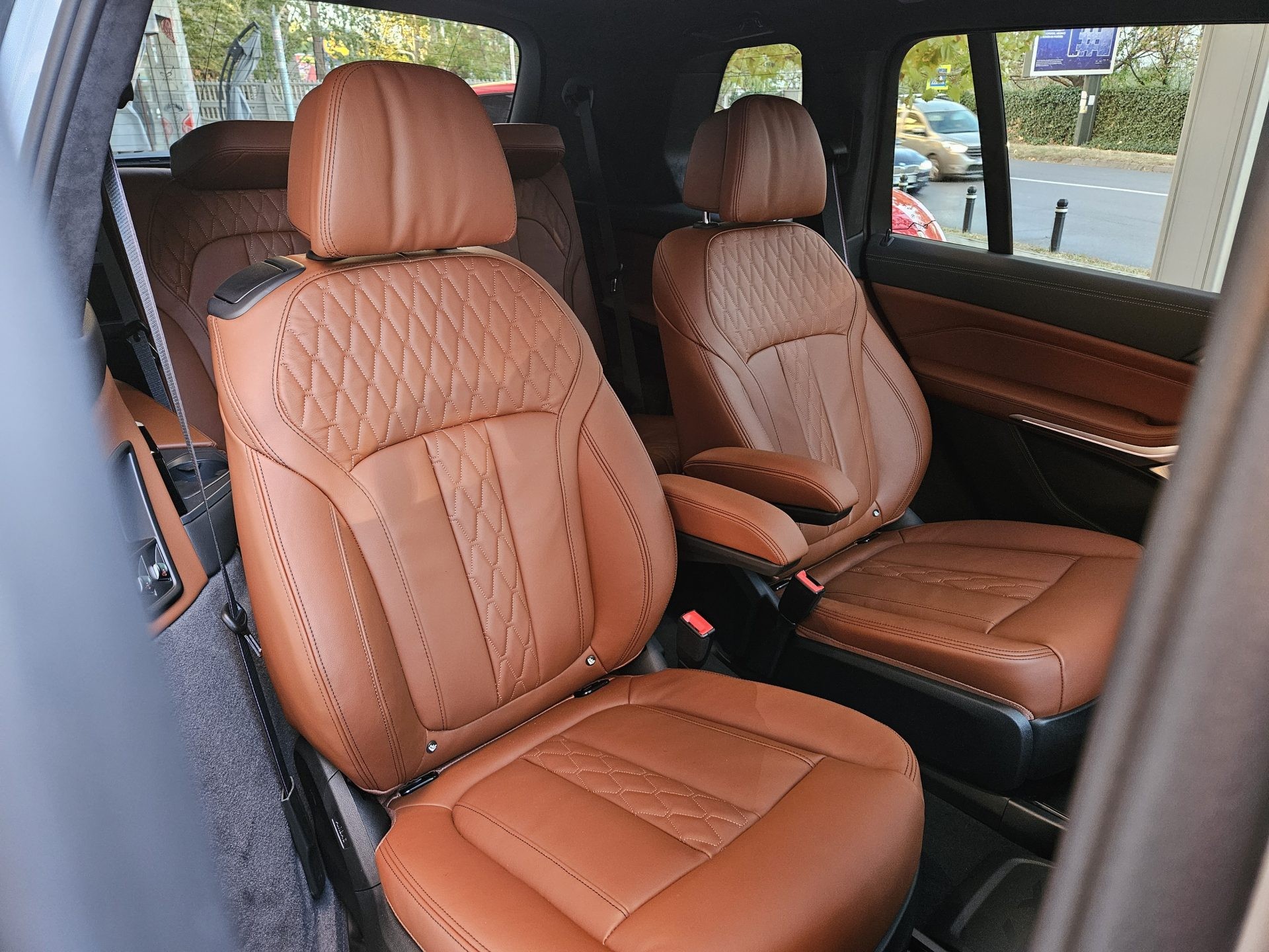 BMW X7 40d M-Sport - imagine 10