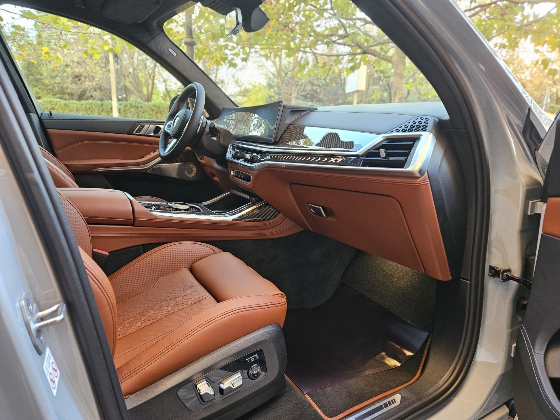 BMW X7 40d M-Sport - imagine 7