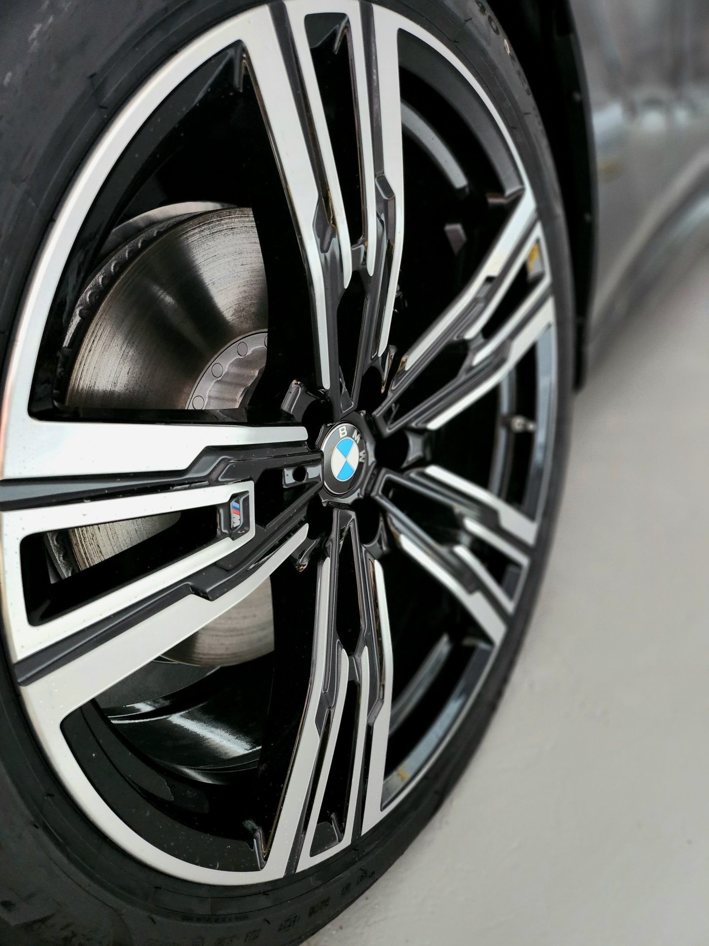 BMW 740d xDrive M-Sport/SkyLounge - imagine 8