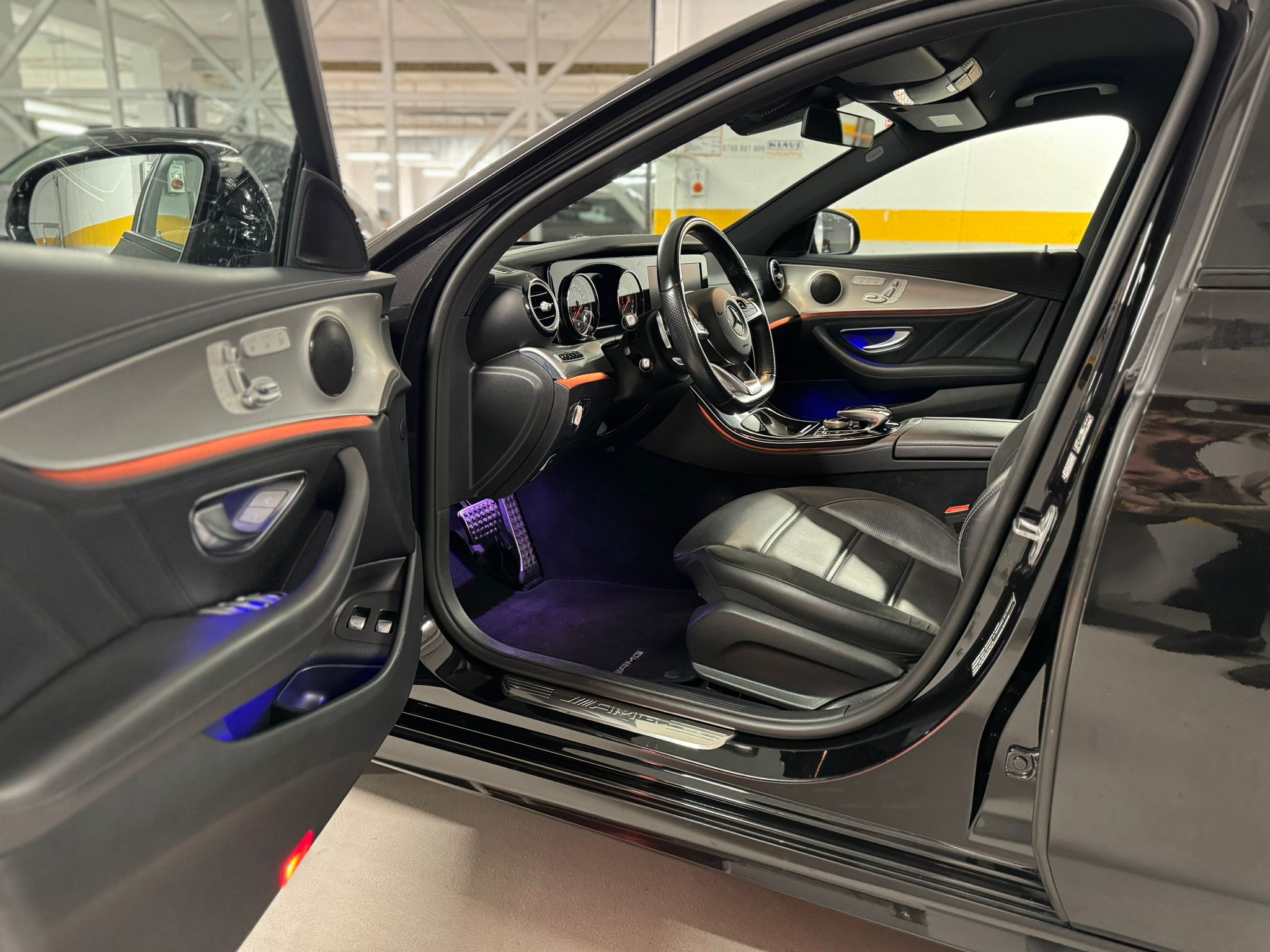 Mercedes-Benz AMG E43 4M - imagine 11