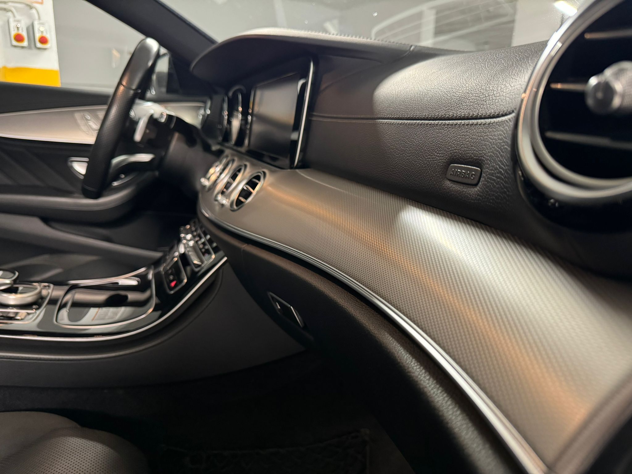 Mercedes-Benz AMG E43 4M - imagine 17