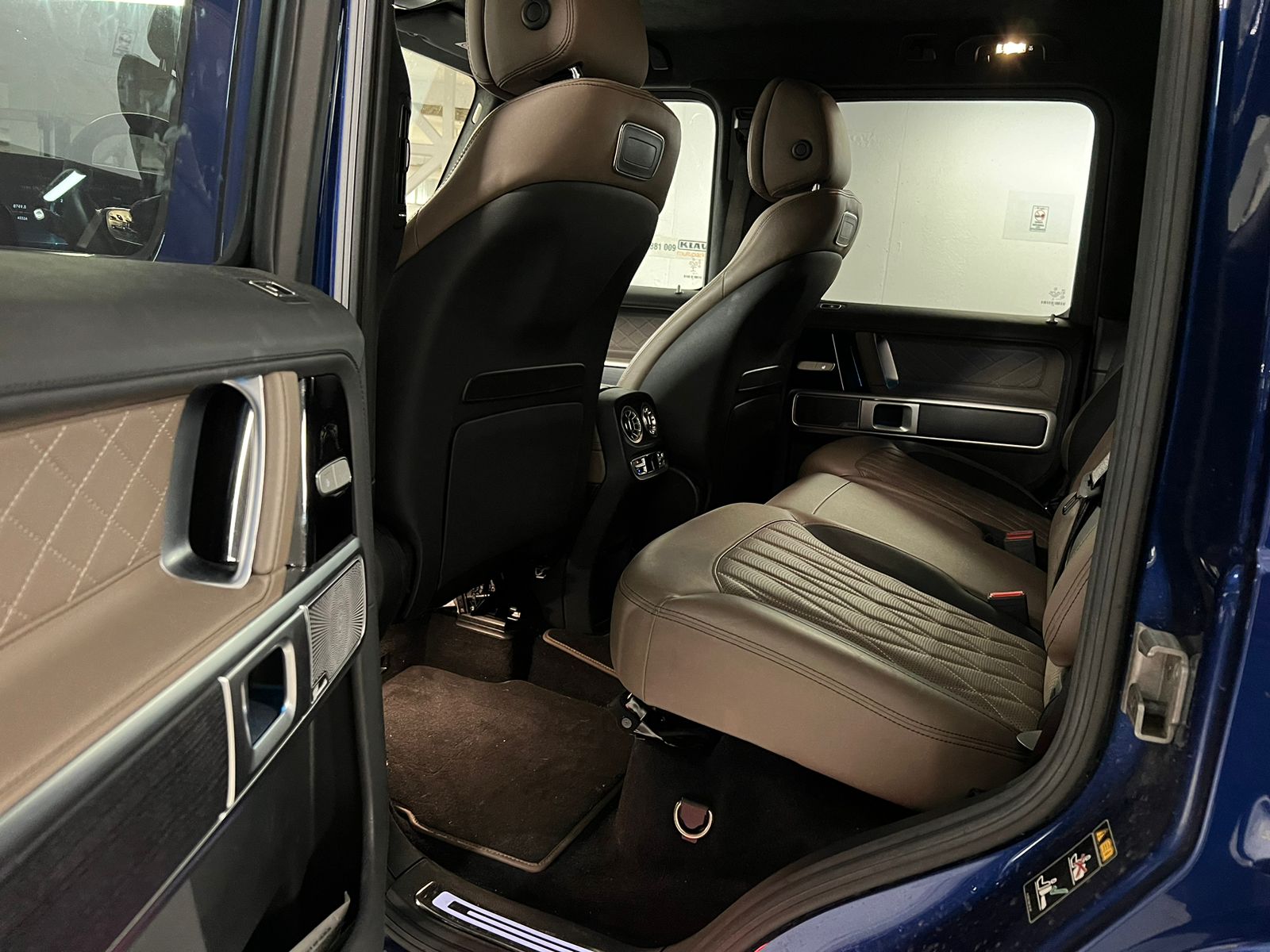 Mercedes-Benz G350 AMG 4MATIC - imagine 24