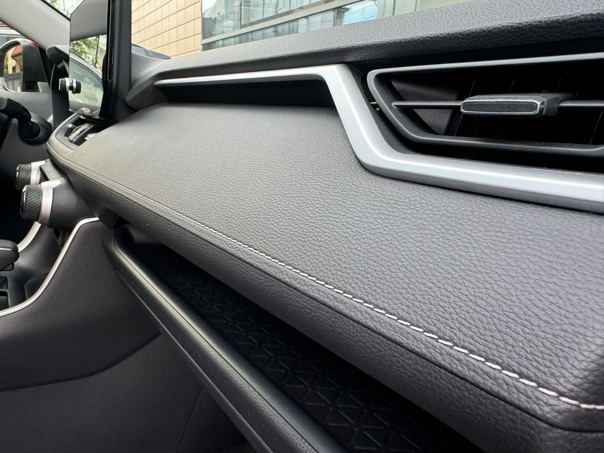 Toyota RAV4 Hybrid 2.5l 4x4 - imagine 17