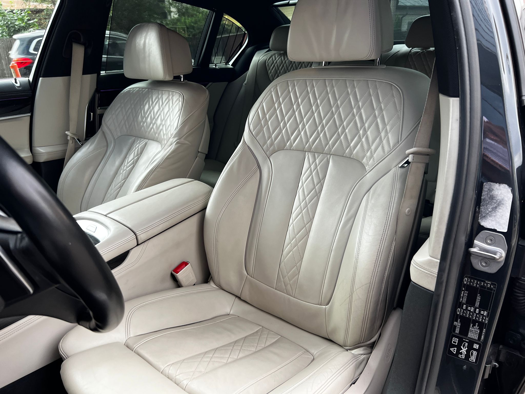 BMW 730d xDrive M-Sport - imagine 3