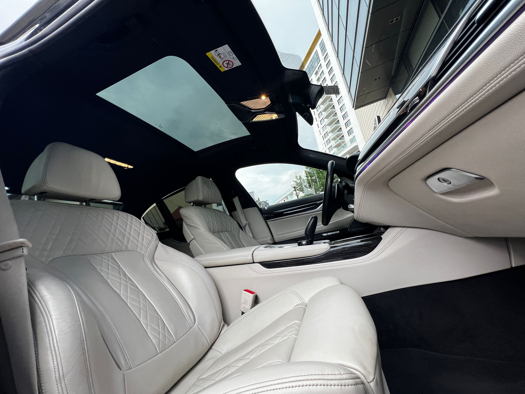 BMW 730d xDrive M-Sport - imagine 21