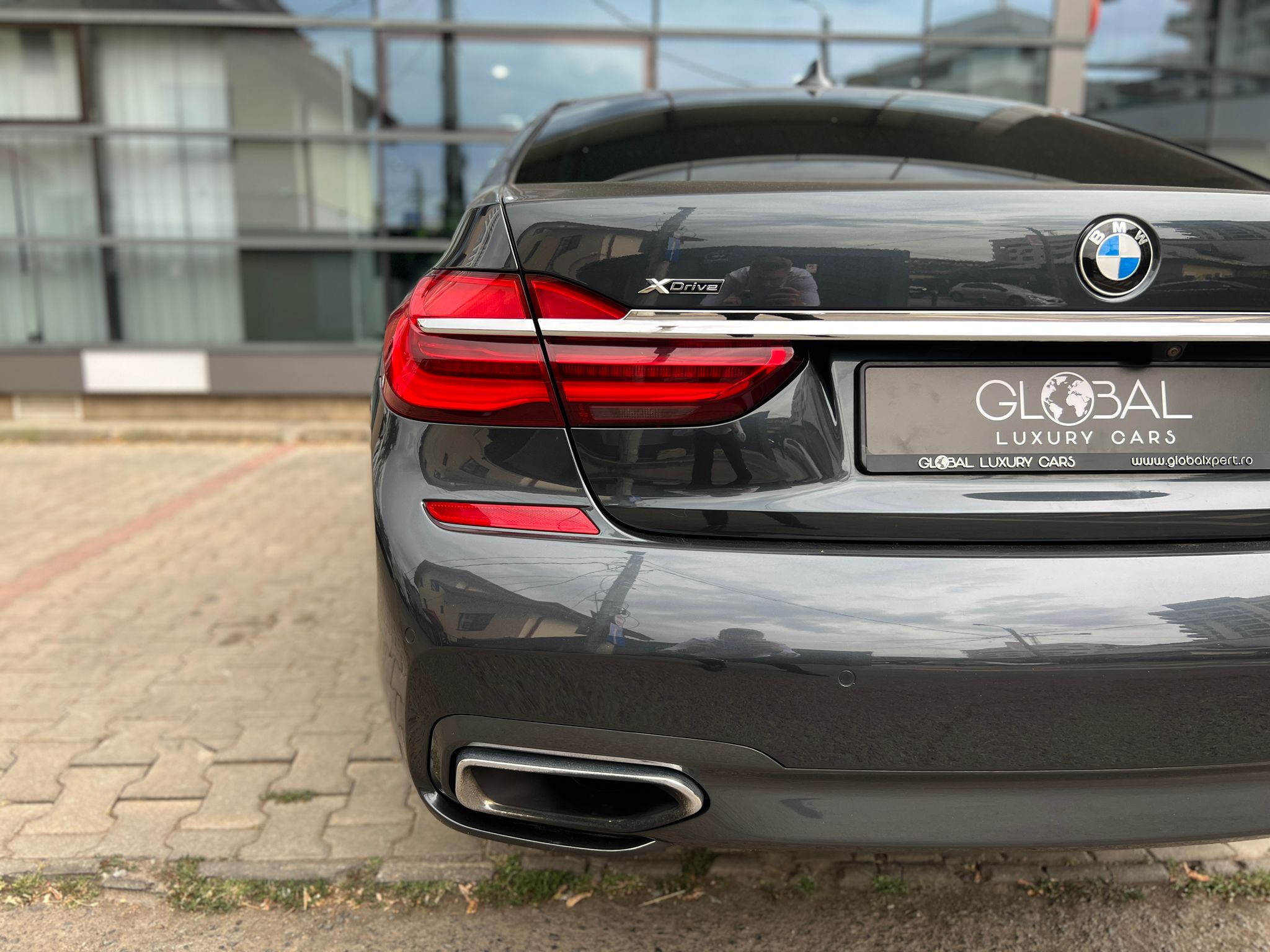 BMW 730d xDrive M-Sport - imagine 10