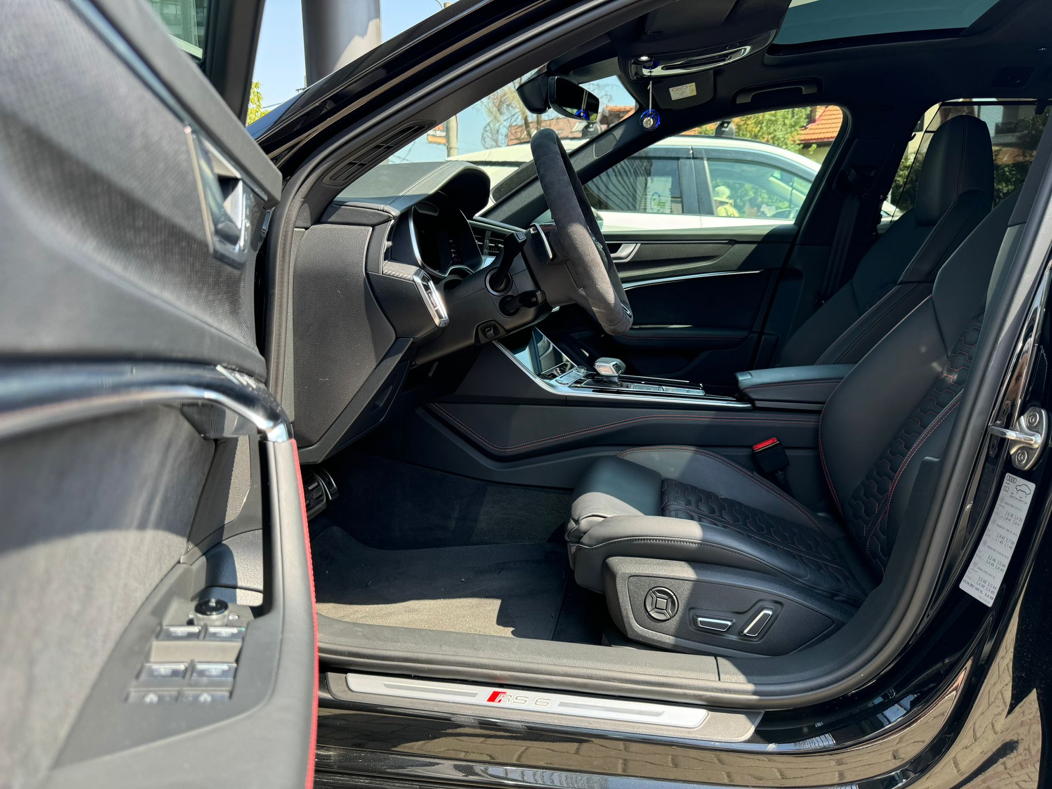 Audi RS6 Avant 4.0 TFSI Quattro - imagine 17