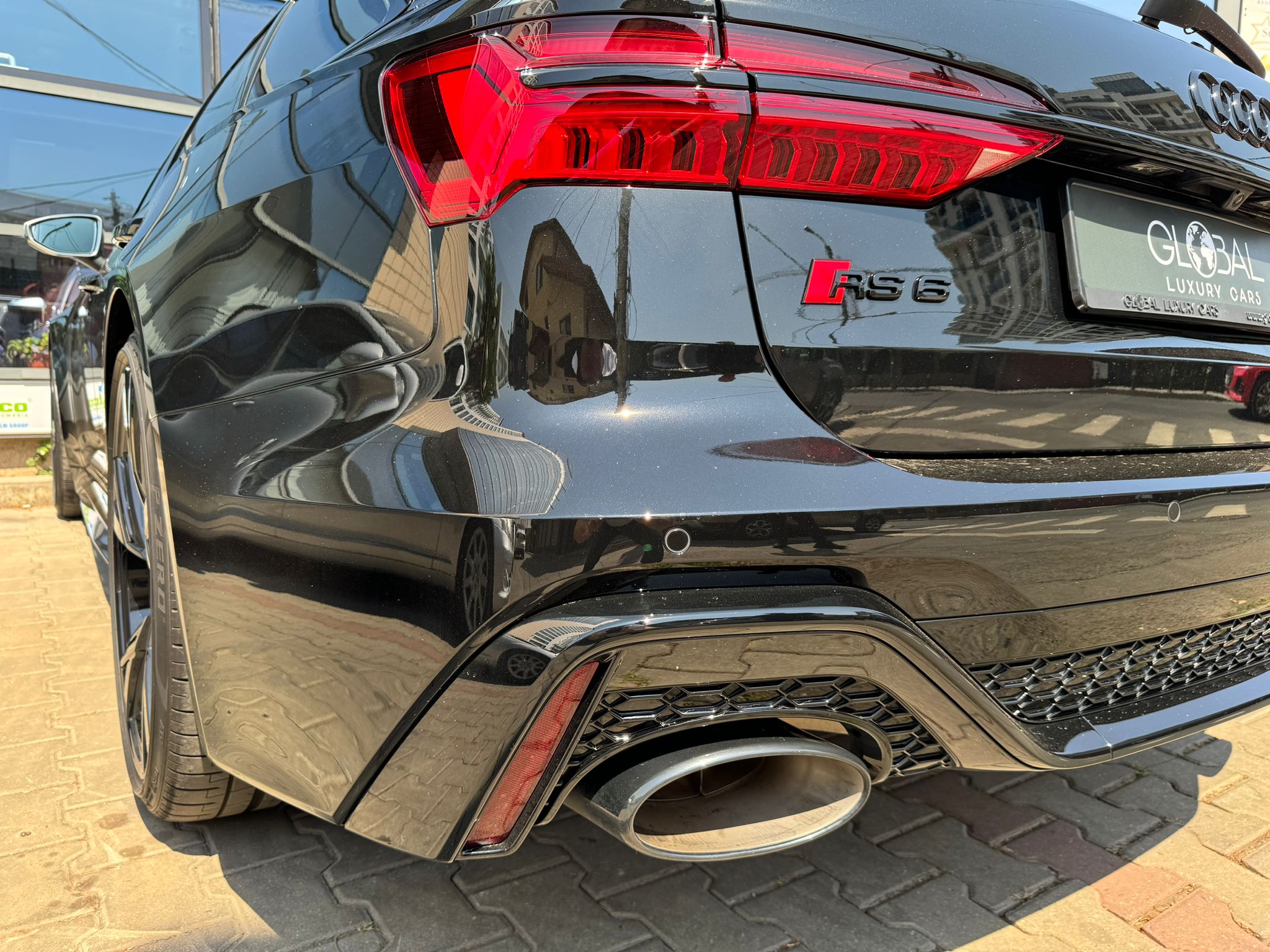 Audi RS6 Avant 4.0 TFSI Quattro - imagine 12