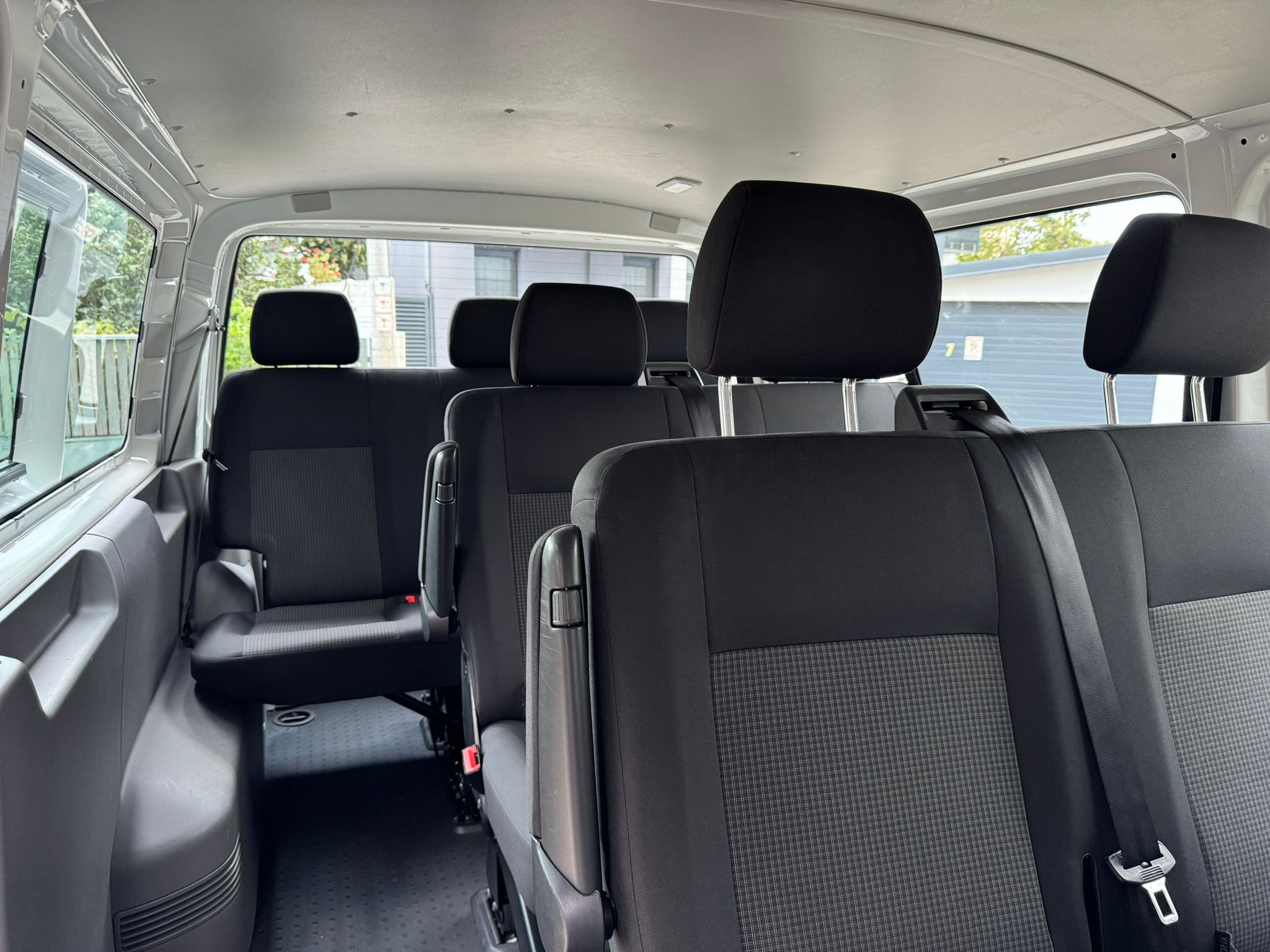 Volkswagen T6 Transporter Long - imagine 17