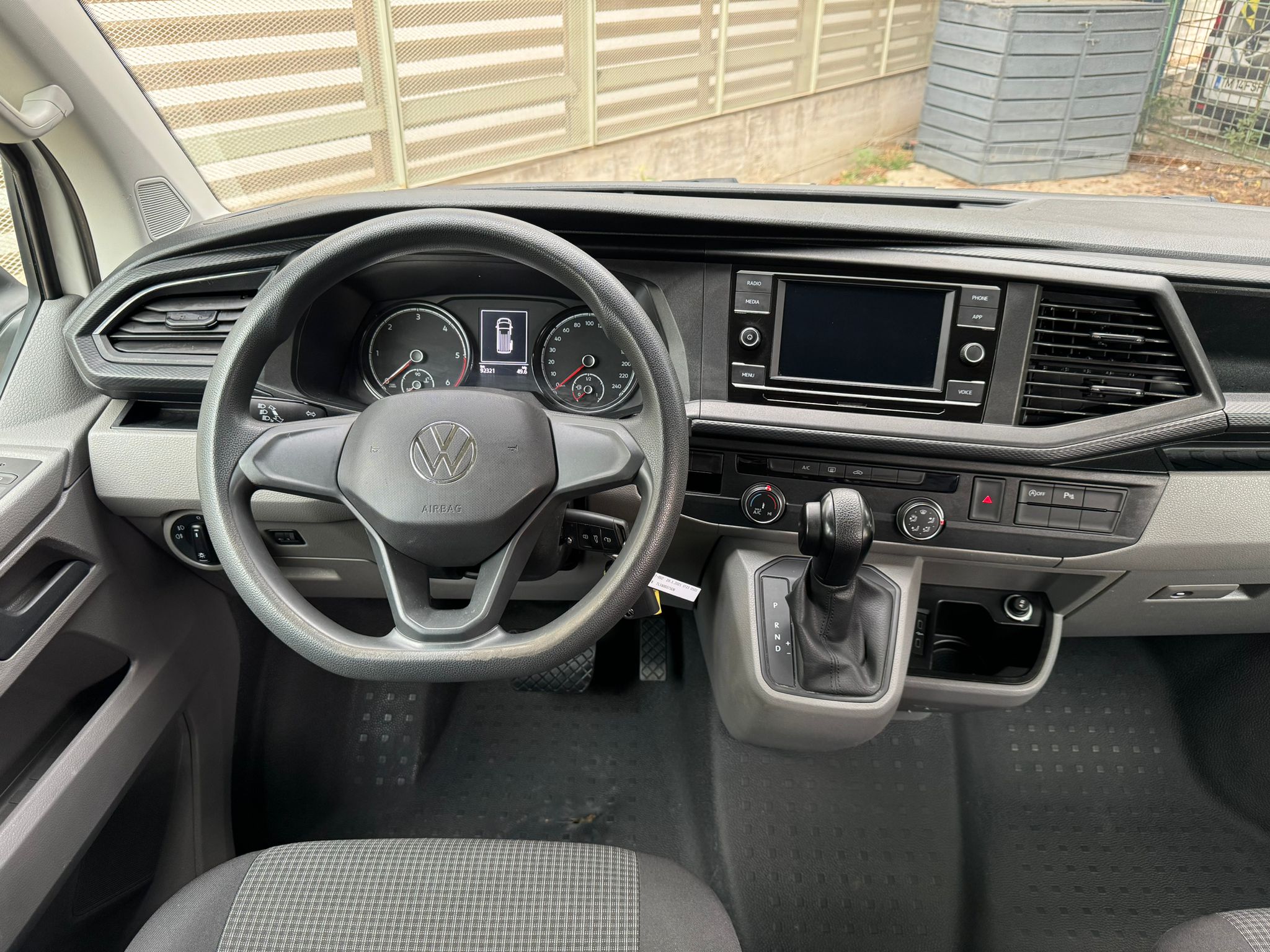 Volkswagen T6 Transporter Long - imagine 13