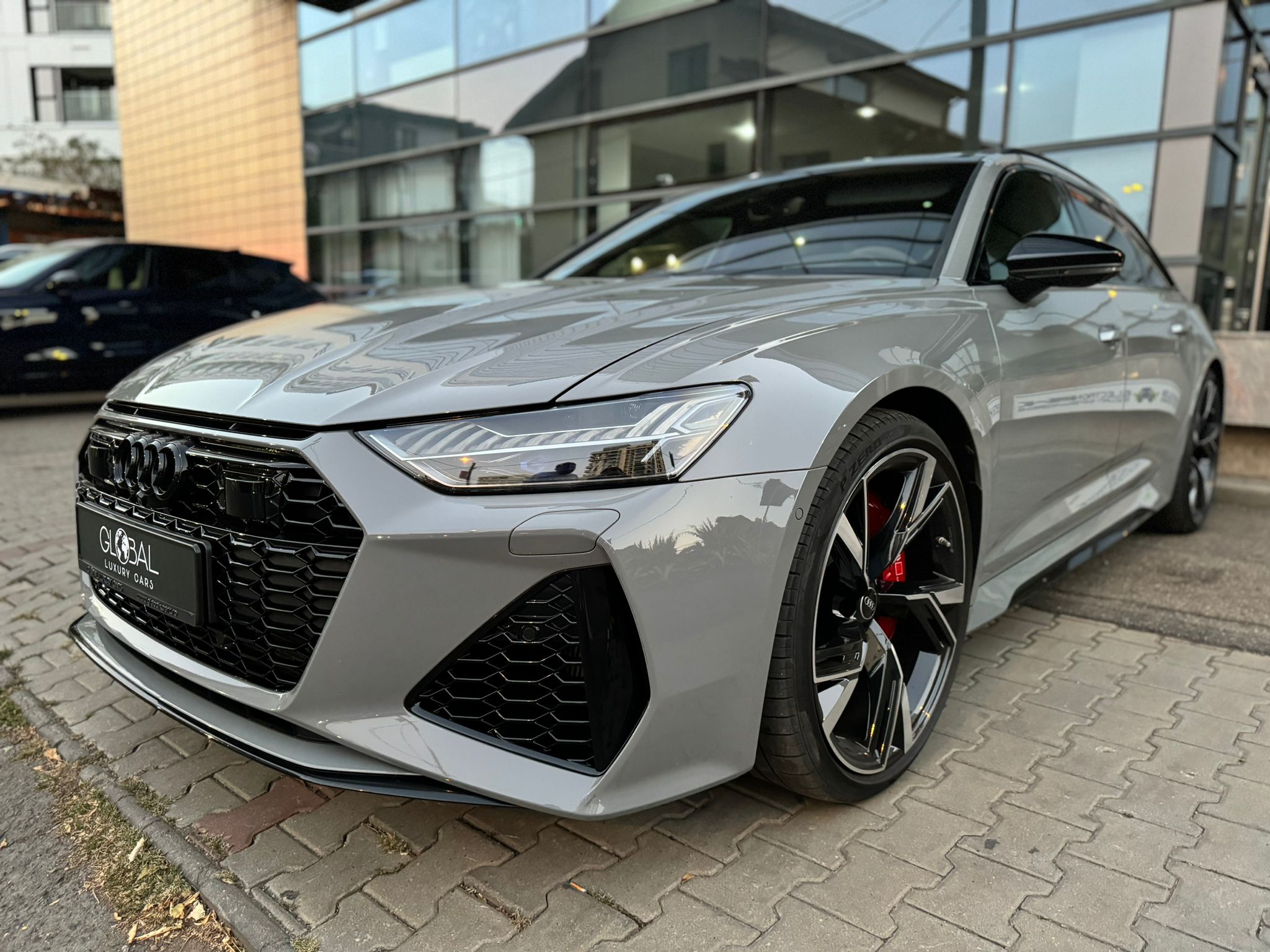 Audi RS6 Avant 4.0 TFSI Quattro - imagine 4