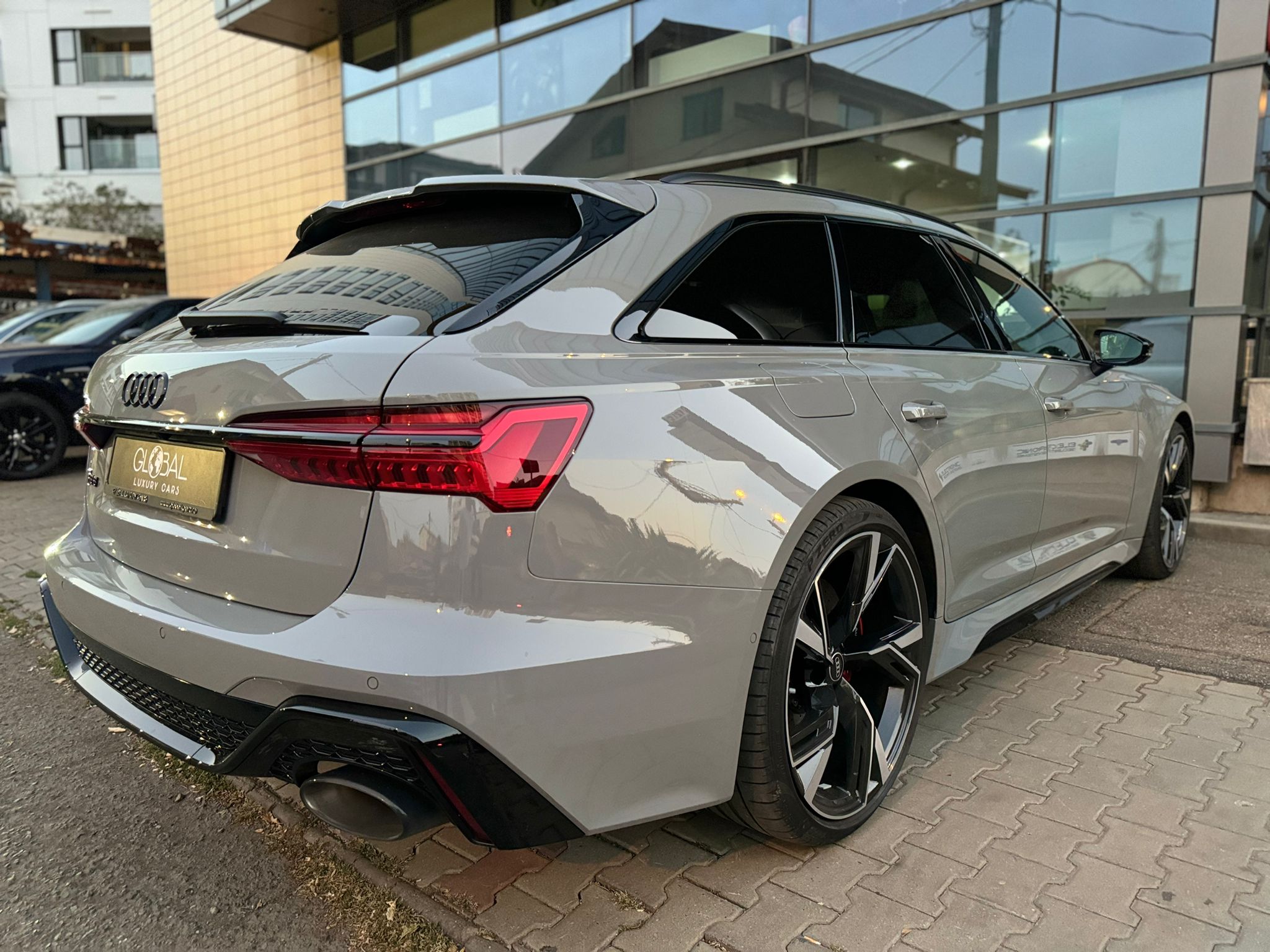 Audi RS6 Avant 4.0 TFSI Quattro - imagine 7