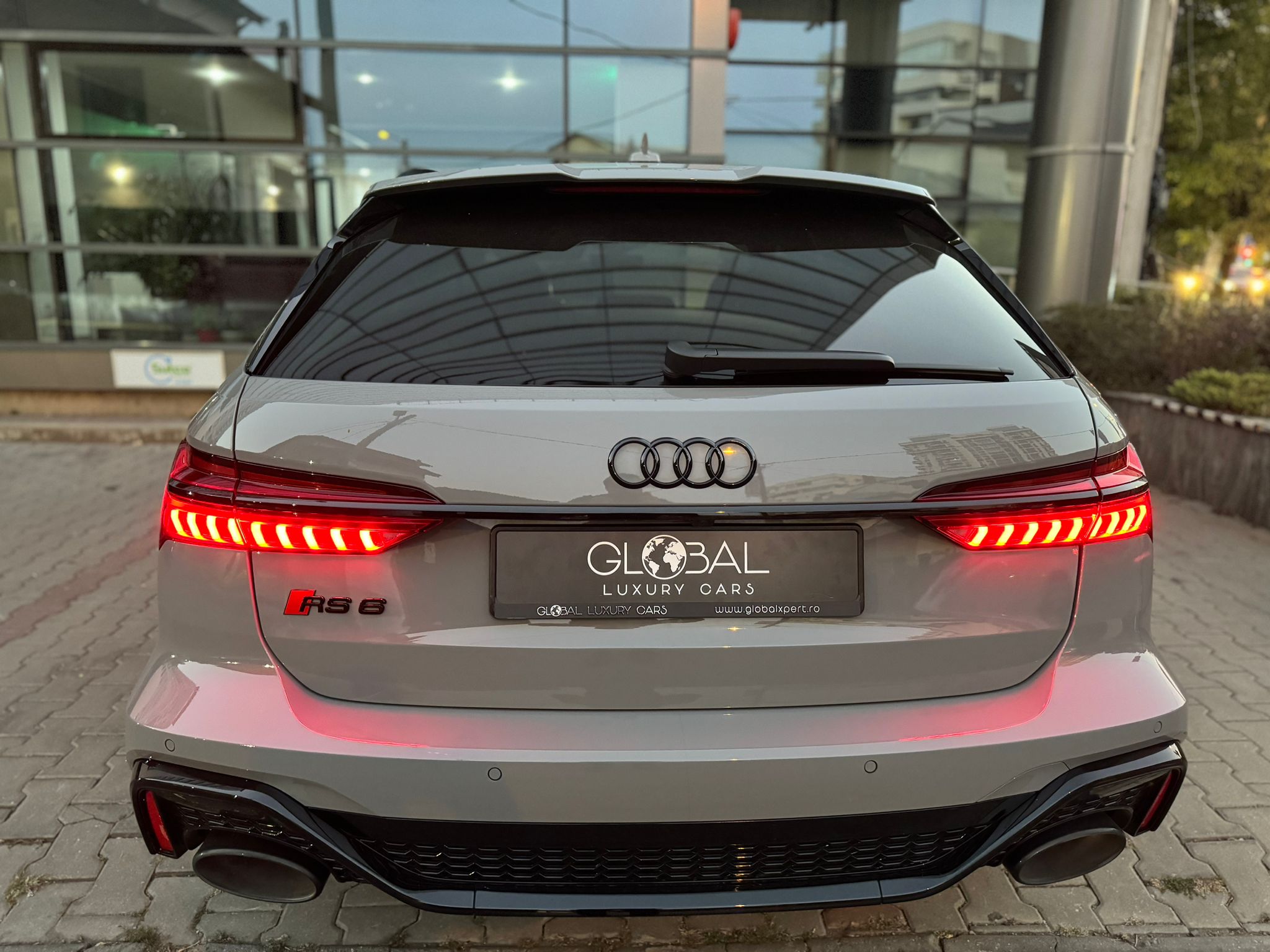 Audi RS6 Avant 4.0 TFSI Quattro - imagine 9