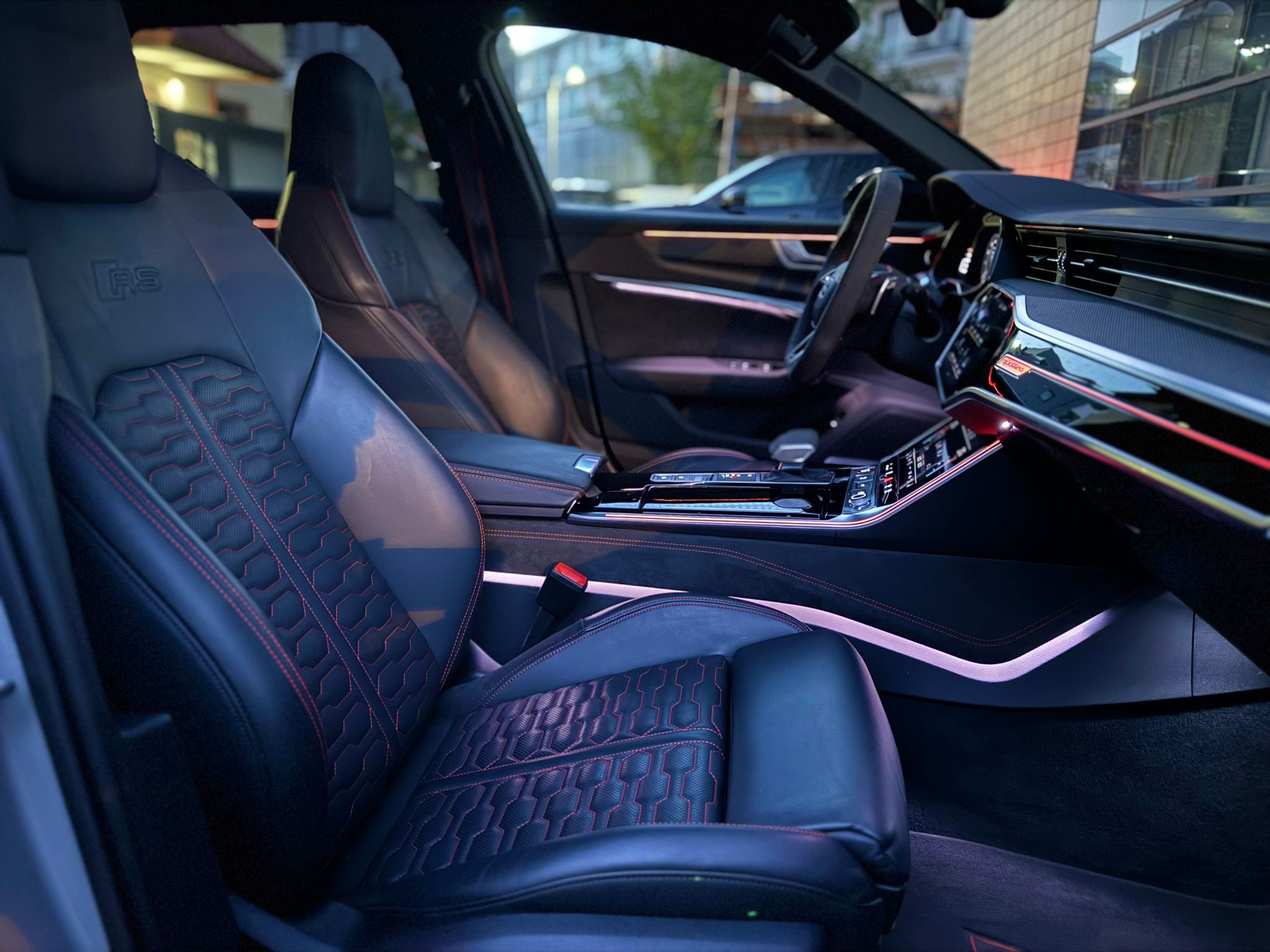 Audi RS6 Avant 4.0 TFSI Quattro - imagine 19