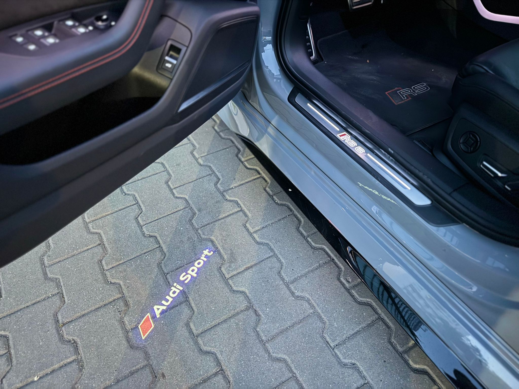 Audi RS6 Avant 4.0 TFSI Quattro - imagine 23