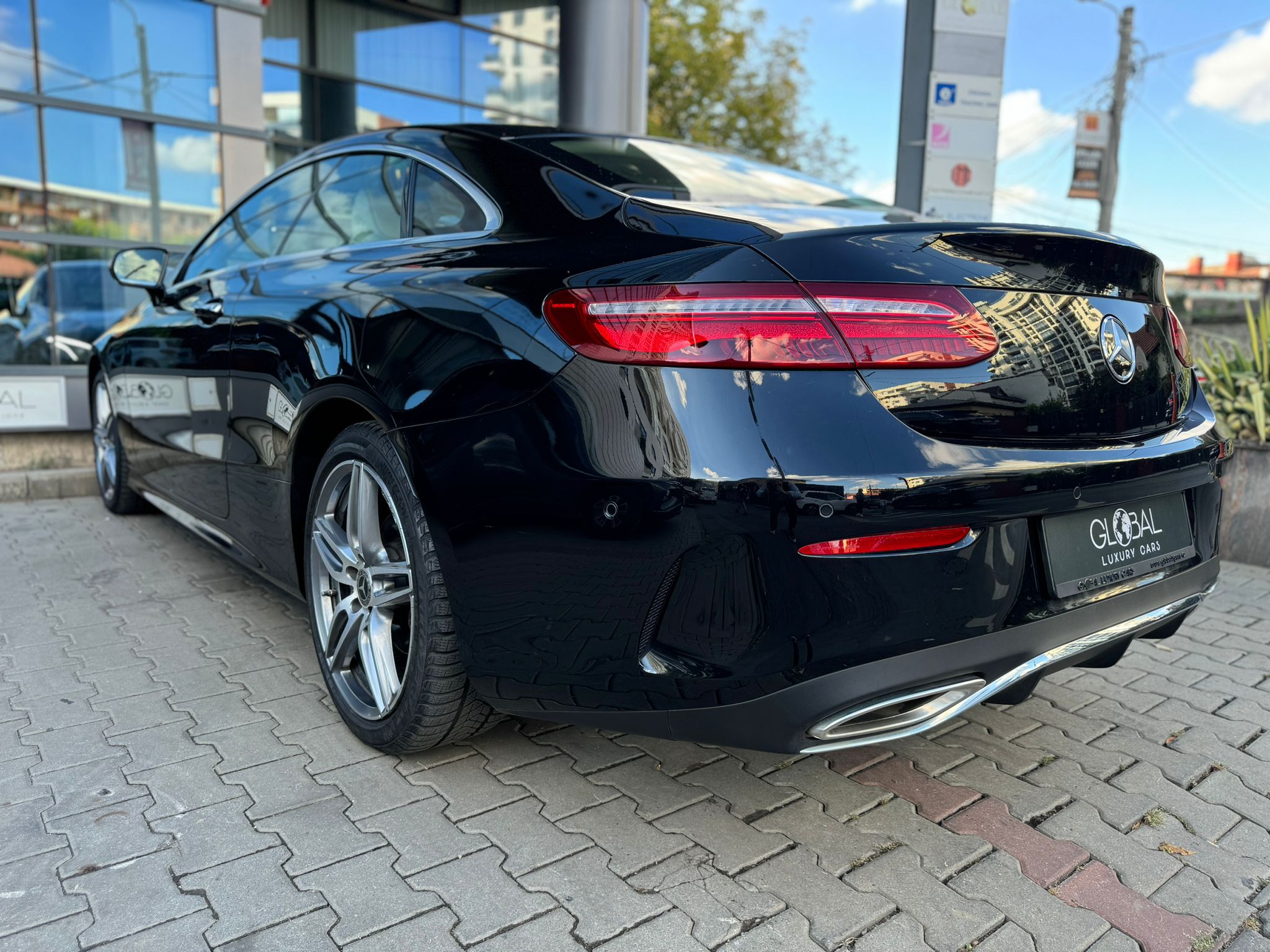 Mercedes-Benz E200 AMG Line 4M - imagine 10