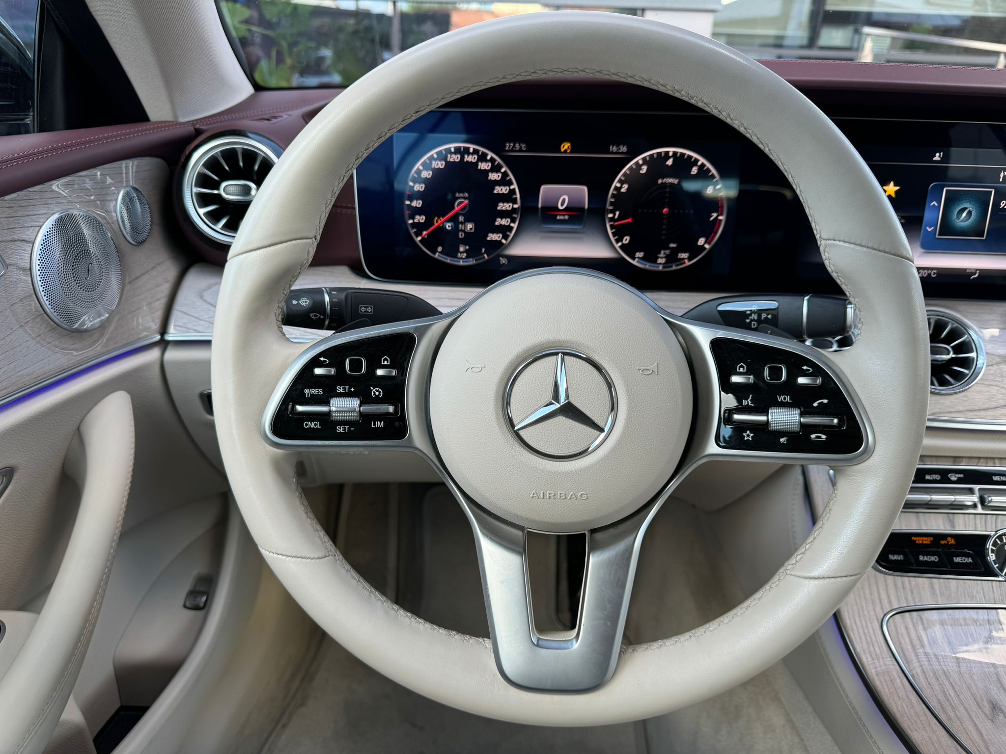 Mercedes-Benz E200 AMG Line 4M - imagine 17