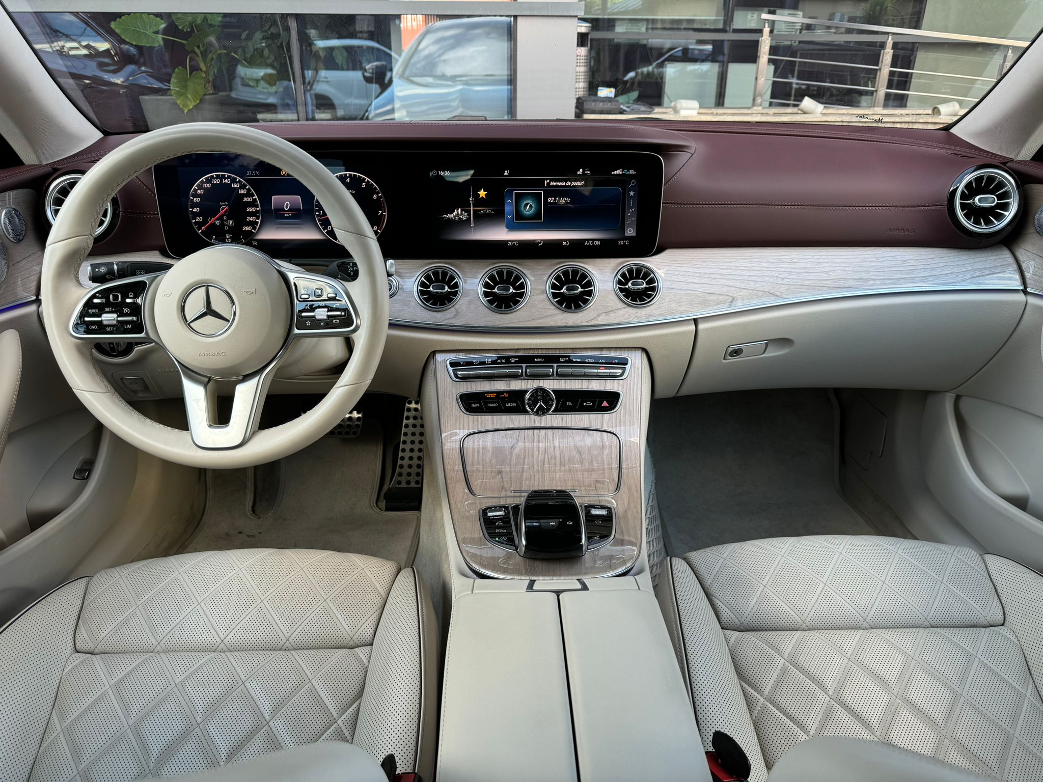 Mercedes-Benz E200 AMG Line 4M - imagine 15