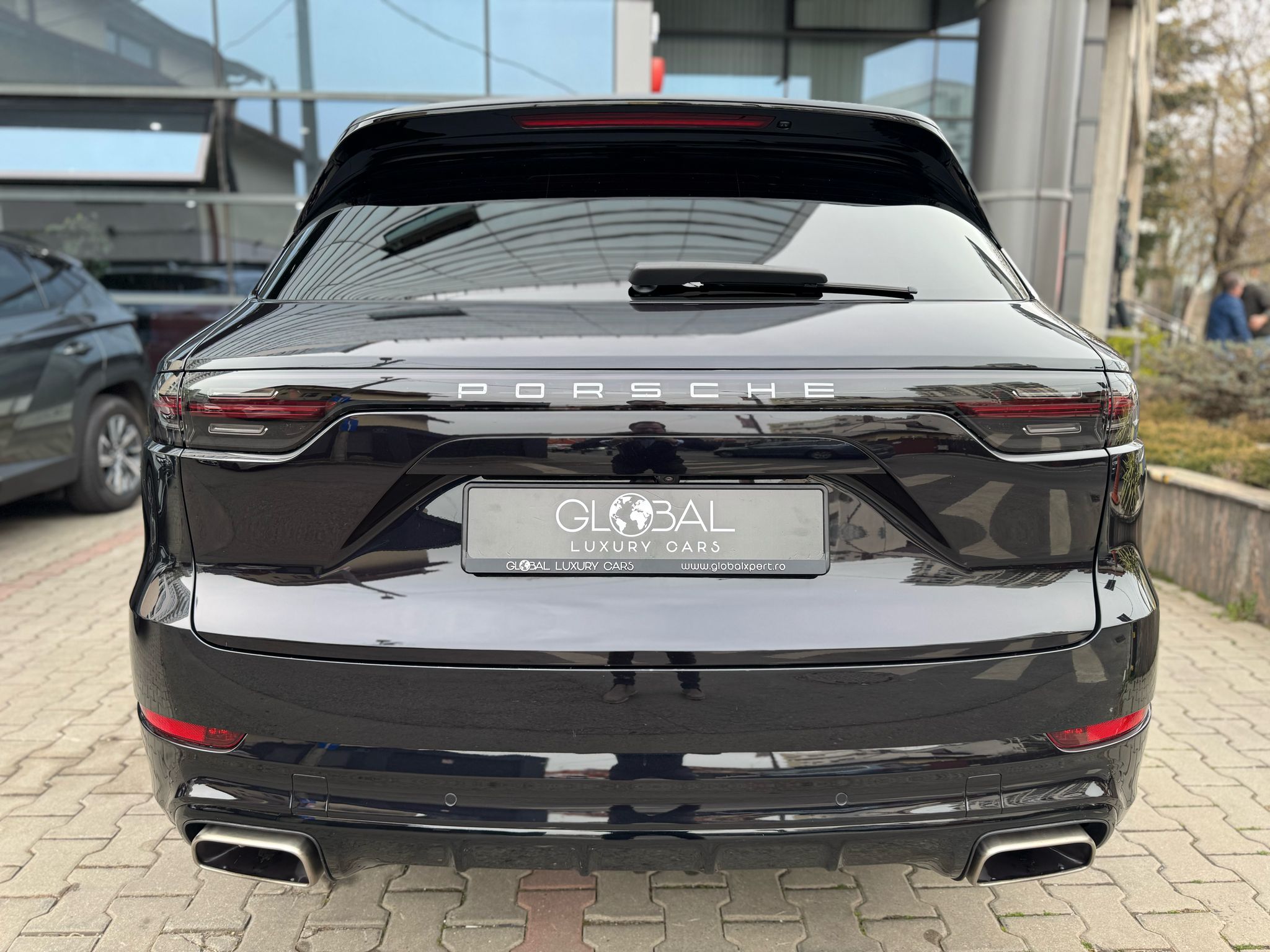 Porsche Cayenne V6 - imagine 8