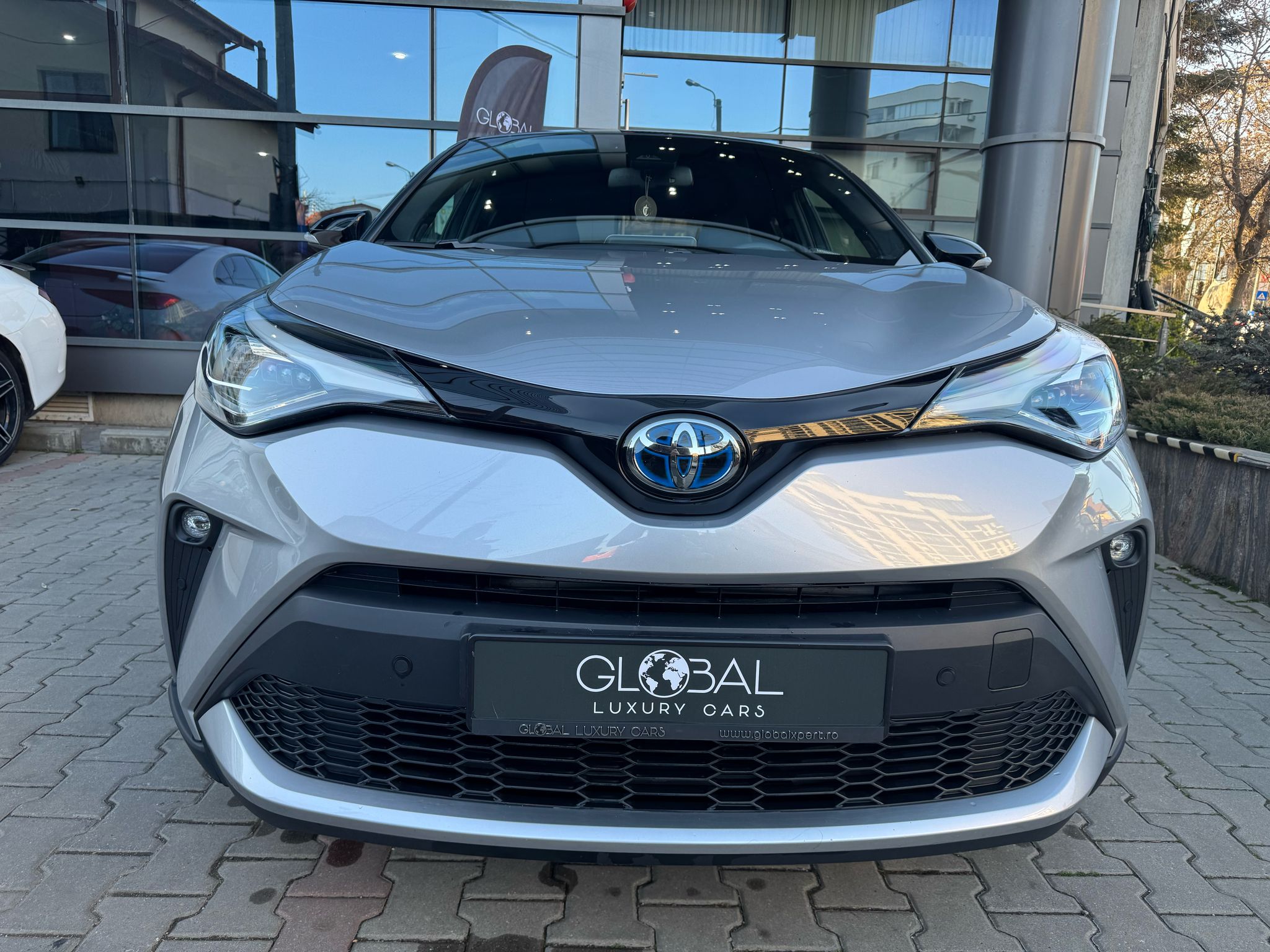 Toyota C-HR Classy Hybrid - imagine 2