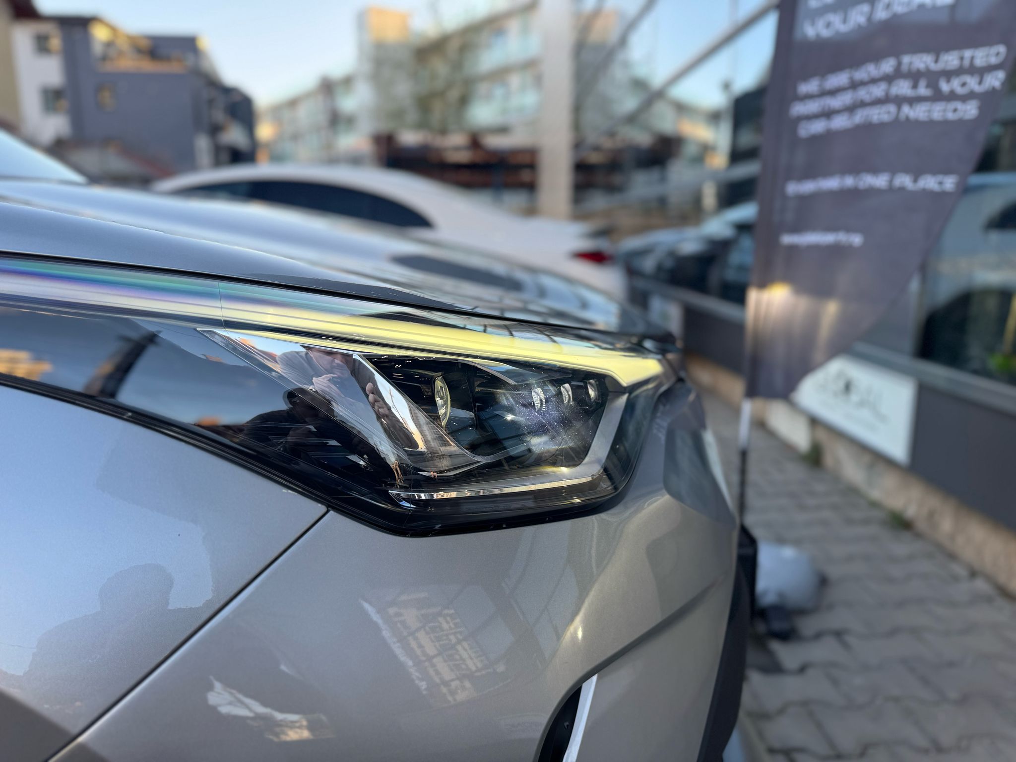 Toyota C-HR Classy Hybrid - imagine 5